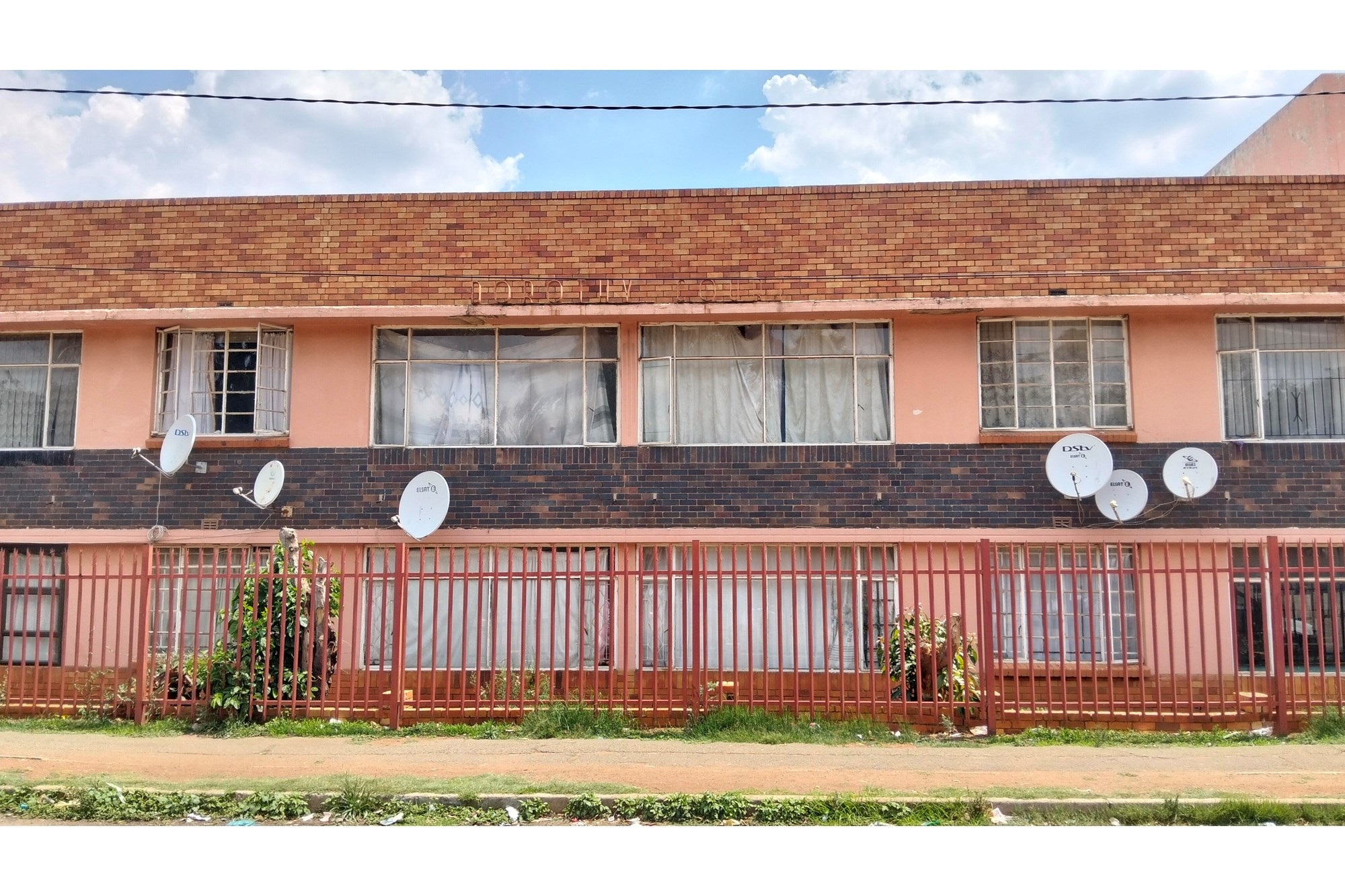 Charming 2-Bed Fixer-Upper in Florida, An Investment Dream