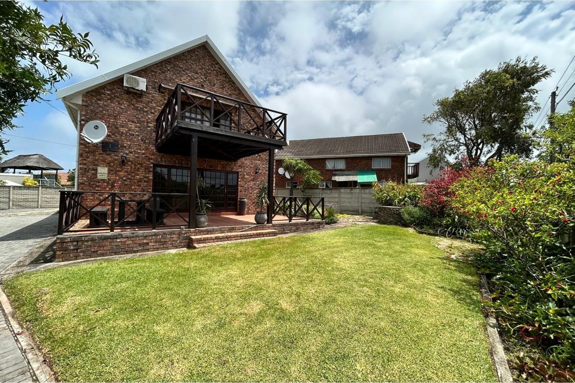 Discover Your Dream Home in Sunrise-on-Sea!