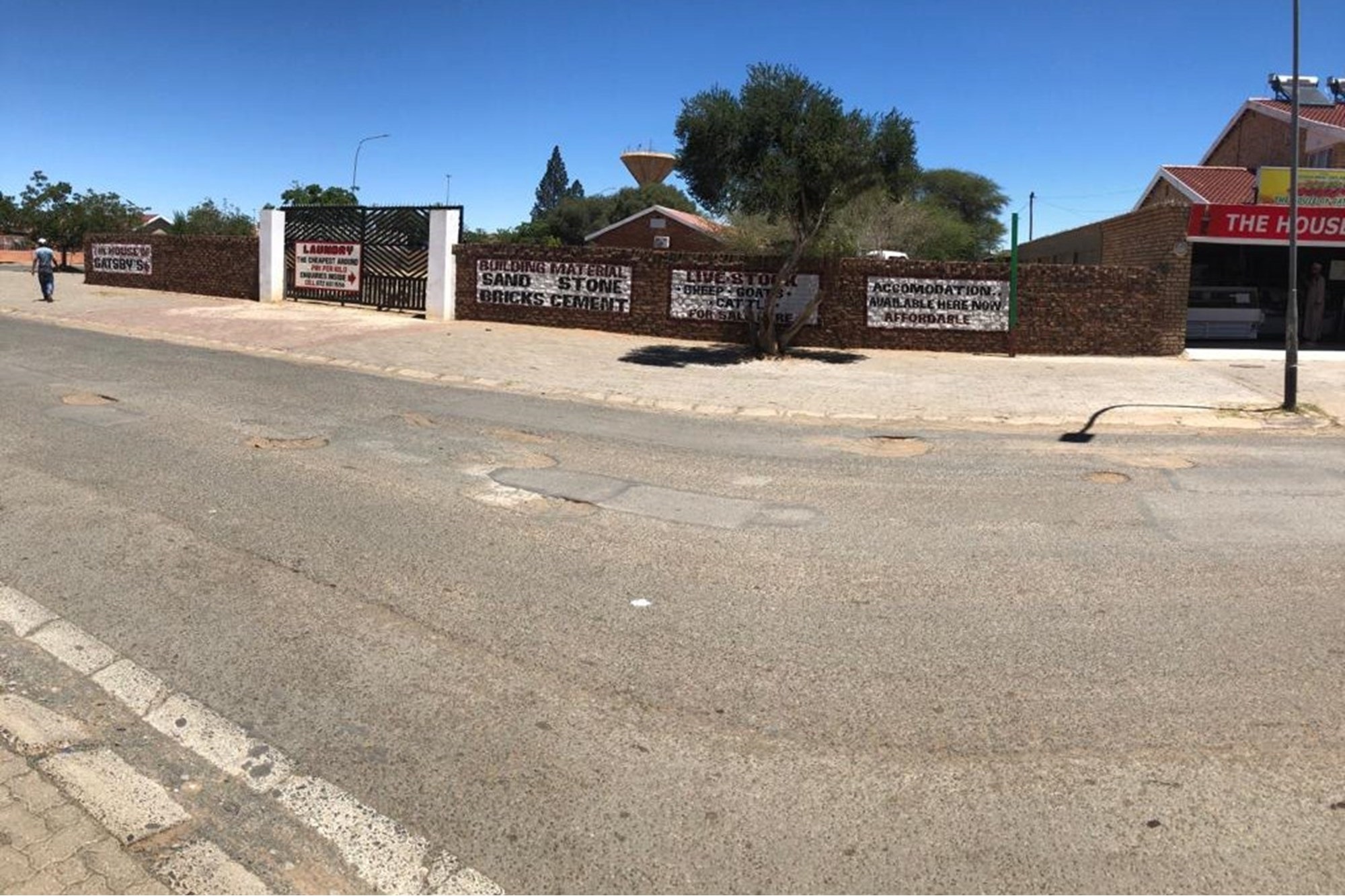 Prime 880m² Vacant Land - Build Your Dream Home