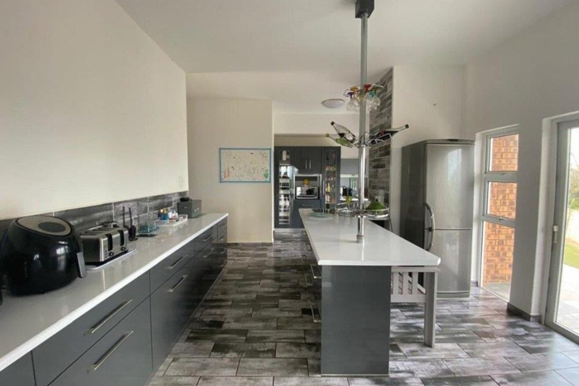 Spacious house blossoming life