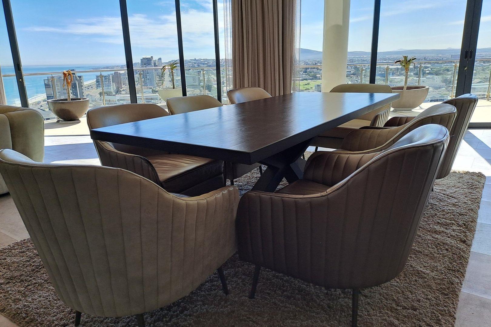 Apartment for sale in Beachfront, Table View, Blouberg, 340 m²