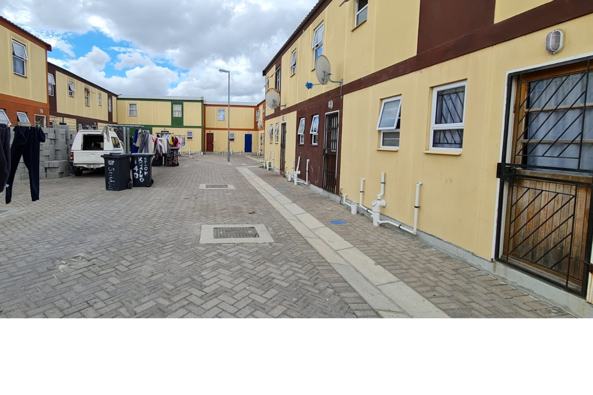 2 bedroom duplex for sale in Delft, Symphony Way