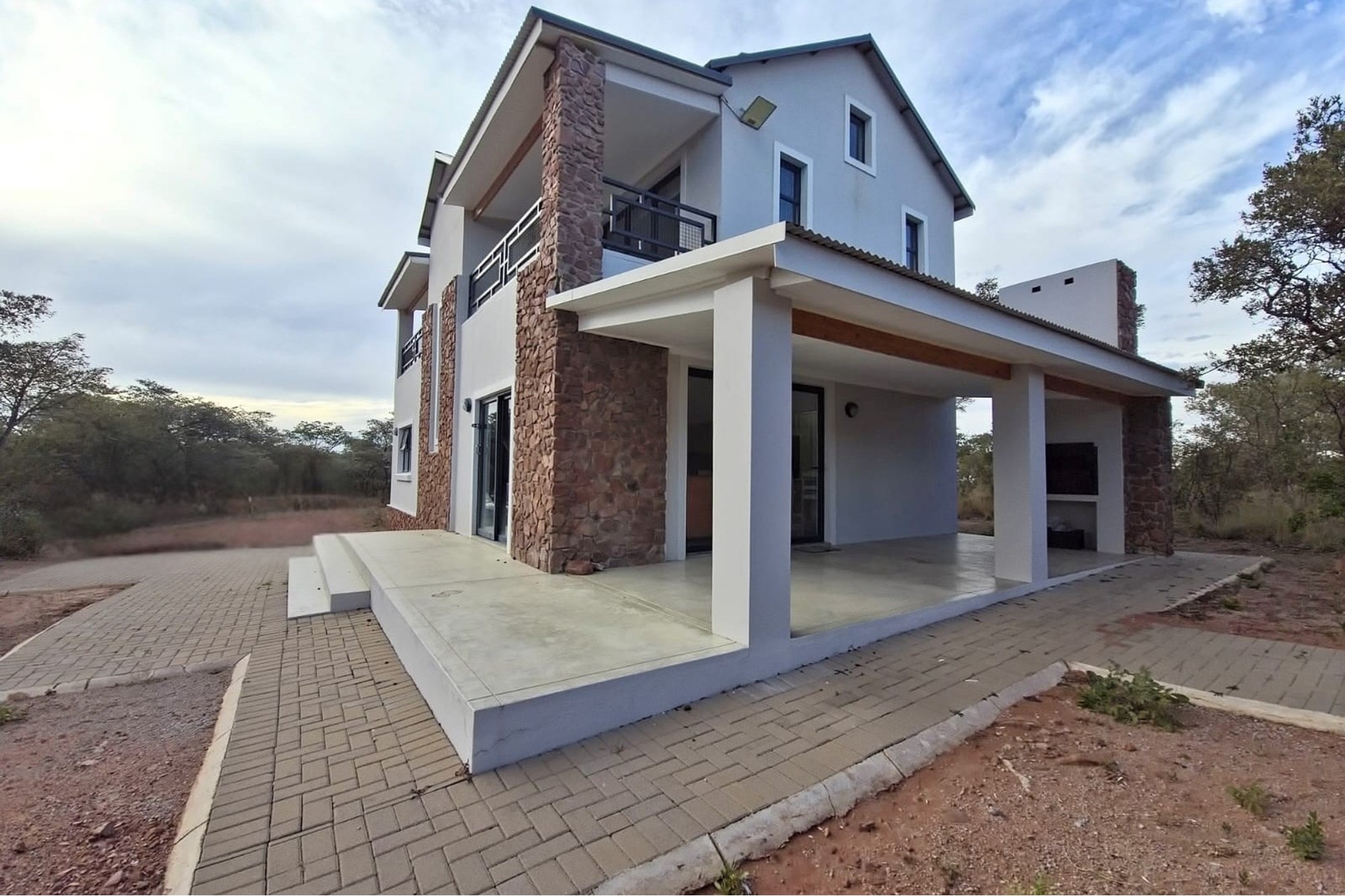 House For Sale in Intaba-Indle Wilderness Estate, Bela Bela