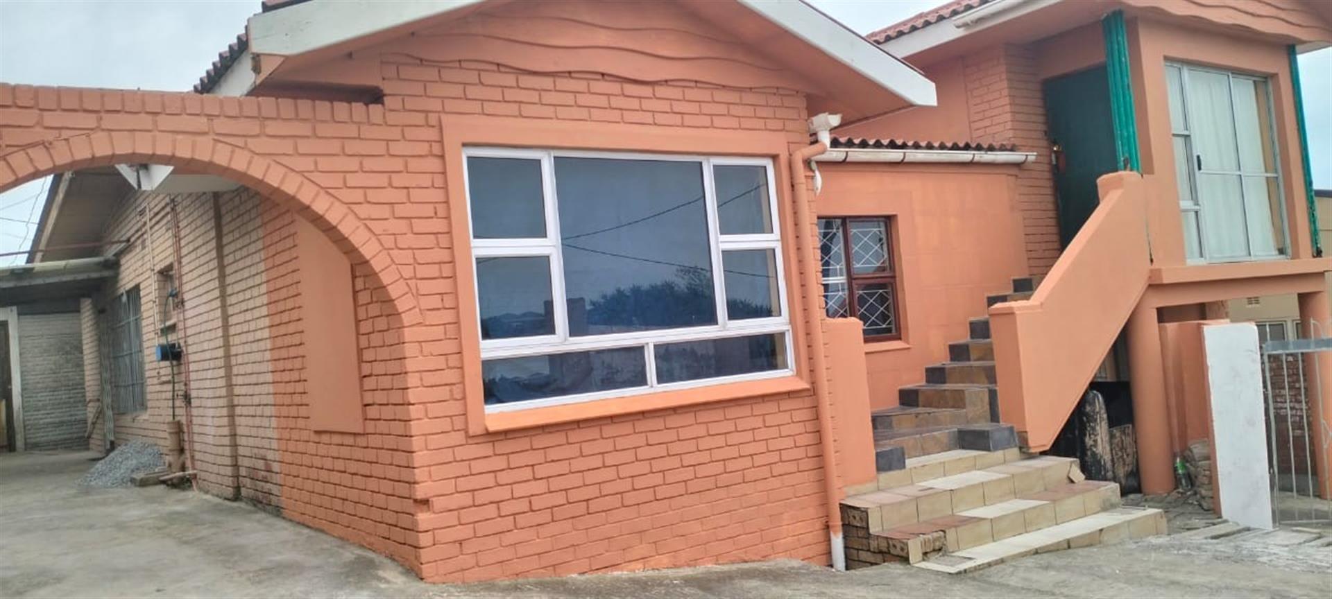 5 Bedroom House for Sale in Buffalo Flats