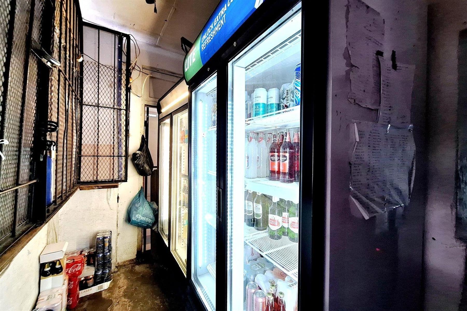 Incredible business opportunity - BAR/PUB for Sale in Umbilo - needs TLC (plus ACCOMODATION)