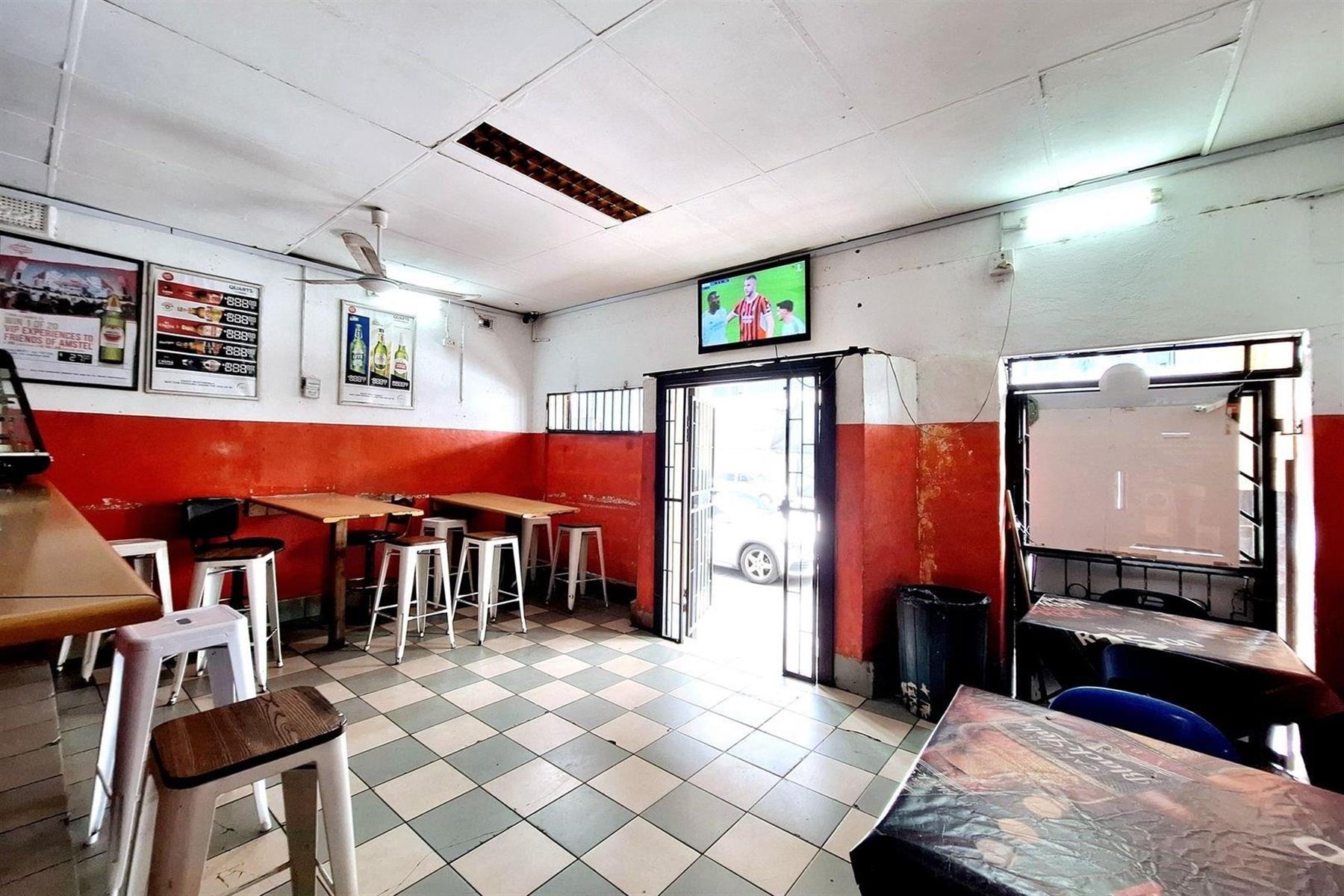 Incredible business opportunity - BAR/PUB for Sale in Umbilo - needs TLC (plus ACCOMODATION)