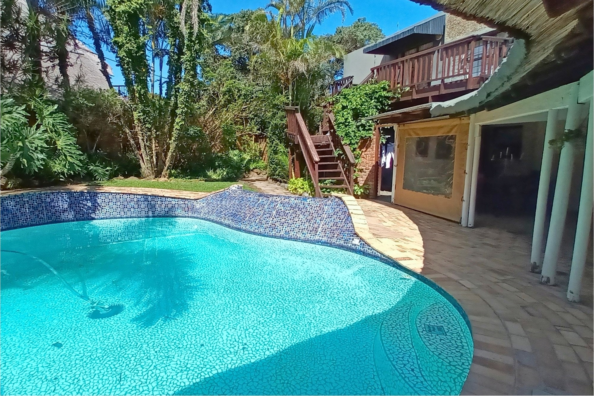 stunning home, where dreams are made in Blue Bend, East London