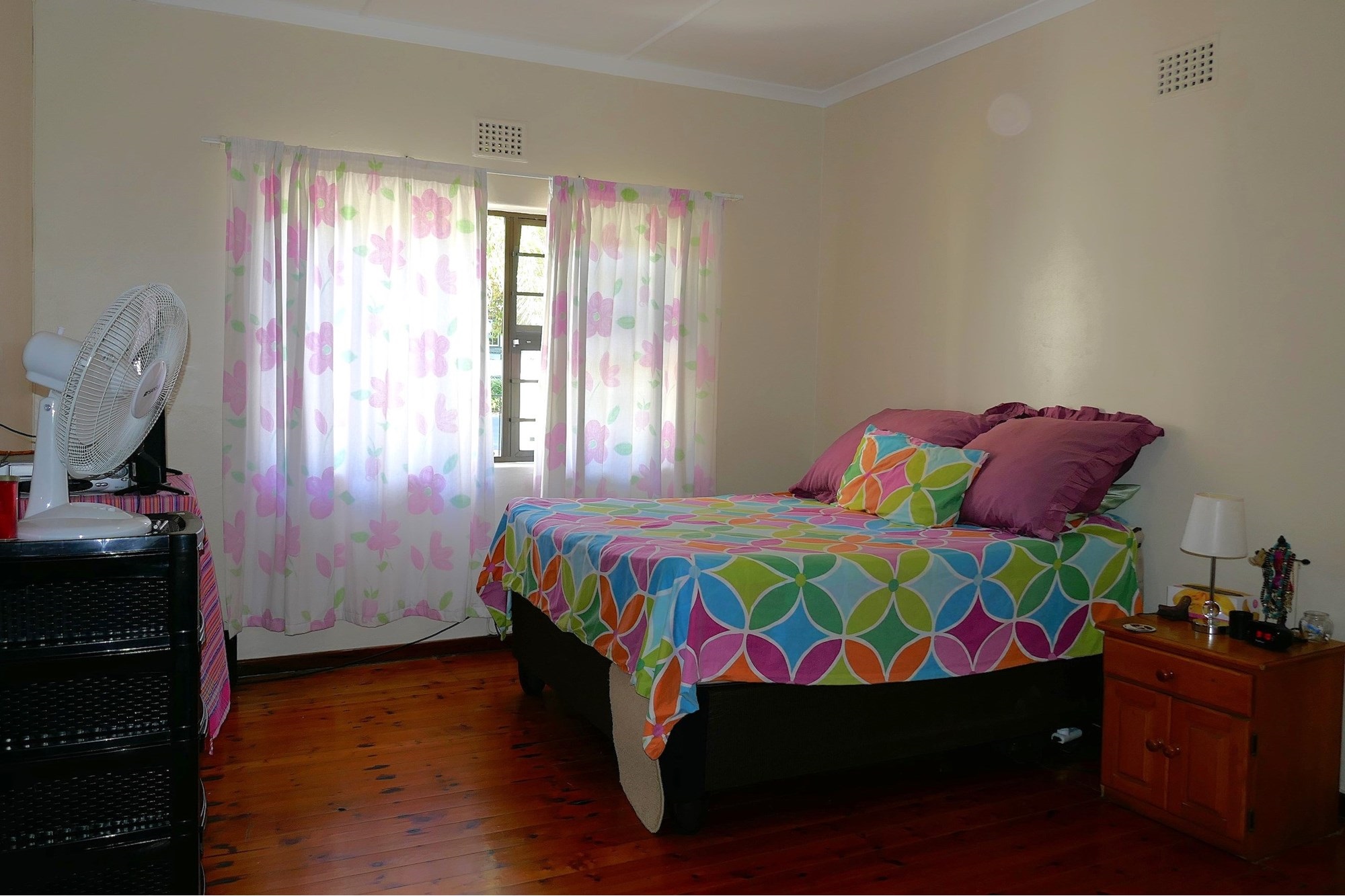 Charming Country Property with Dual-Living Potential
