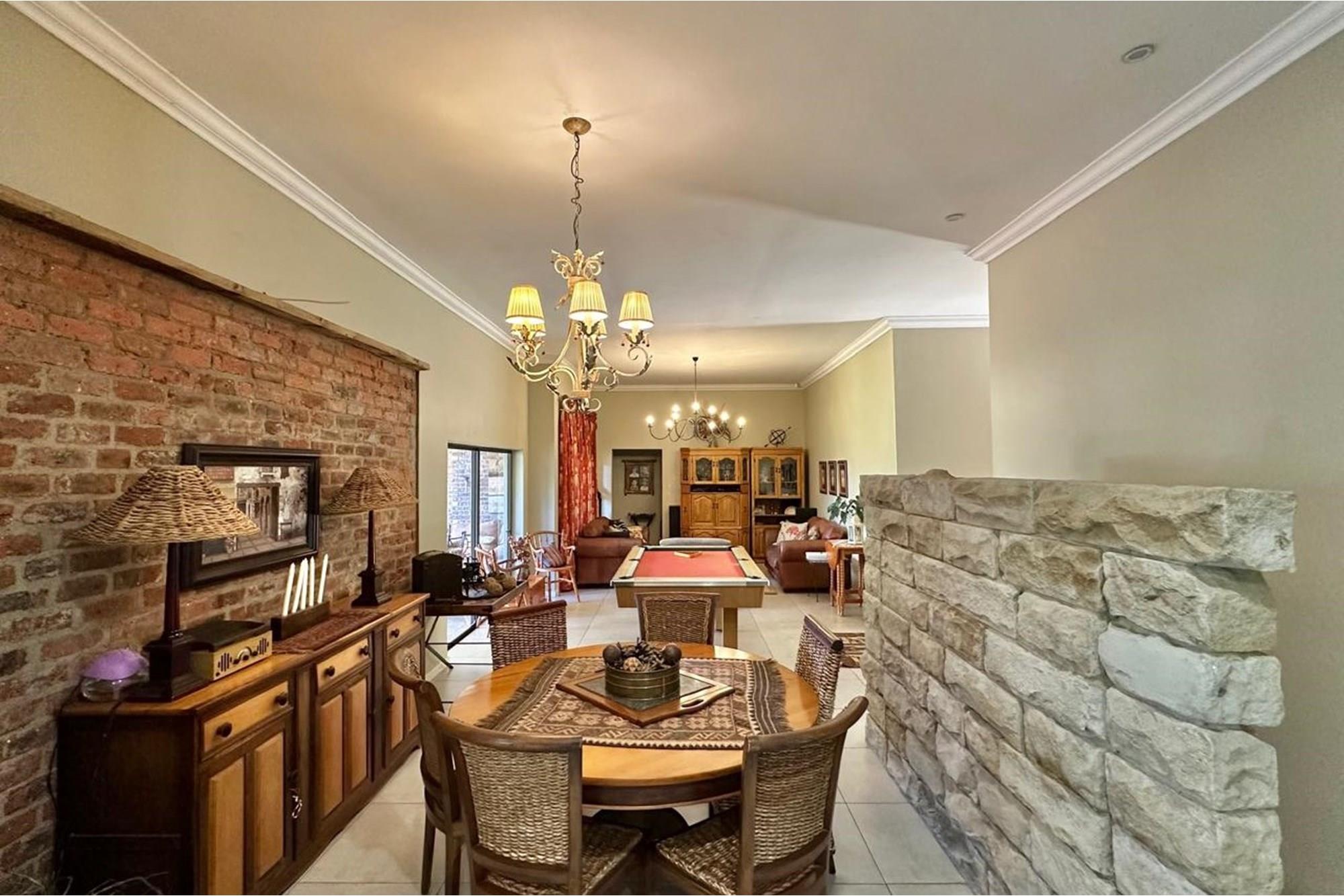 Luxurious Double-Home Property in Newcastle