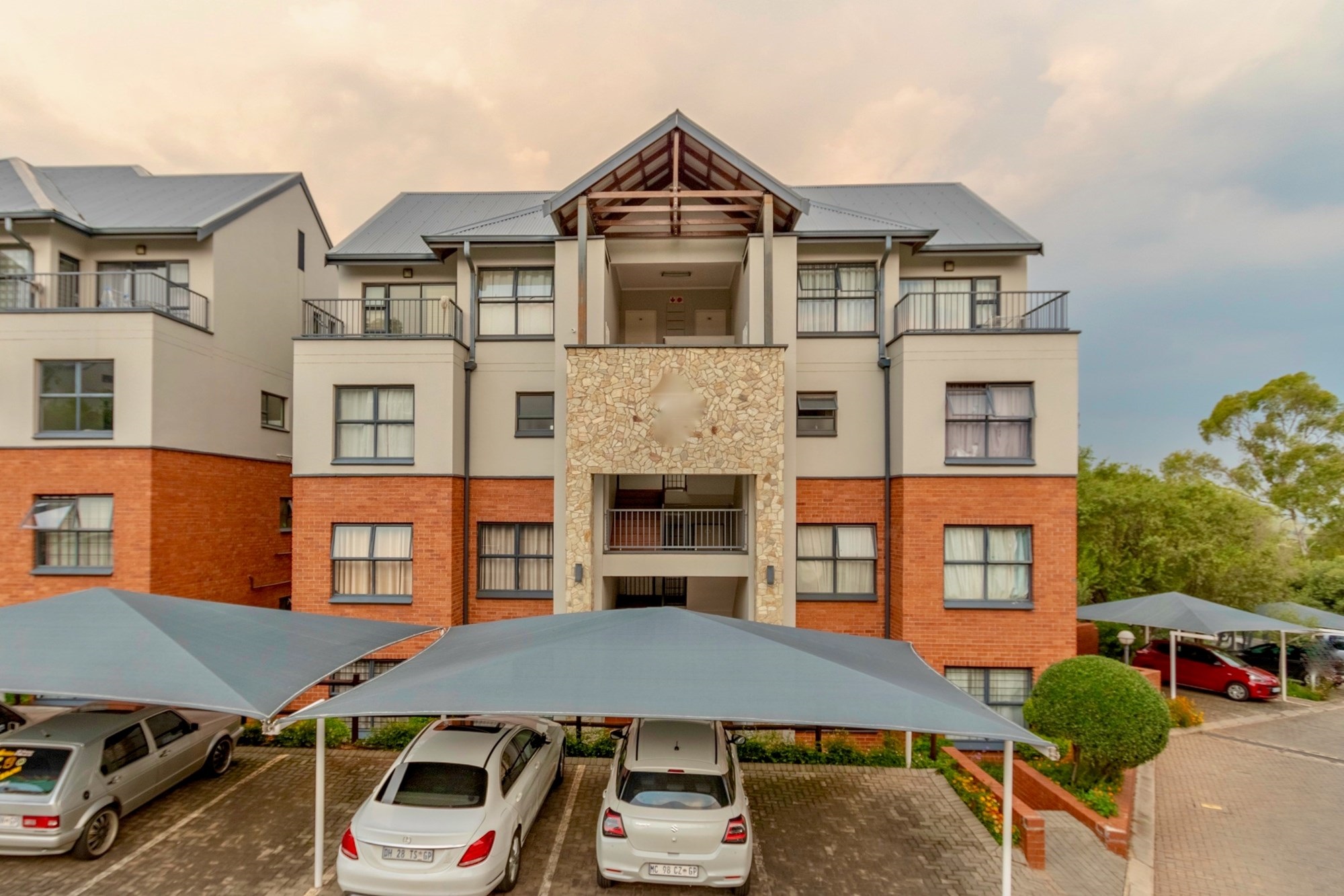 Top-Floor 1-Bedroom Apartment in Secure Balboa Park Lifestyle Estate