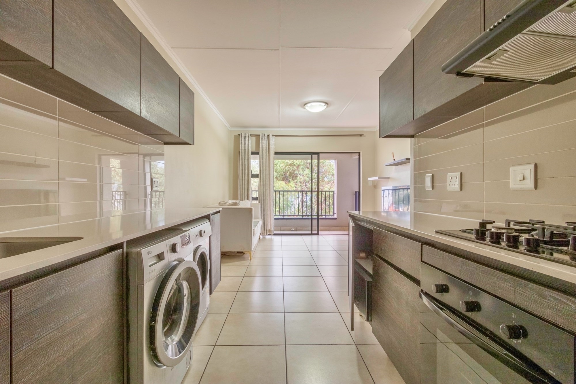 Top-Floor 1-Bedroom Apartment in Secure Balboa Park Lifestyle Estate