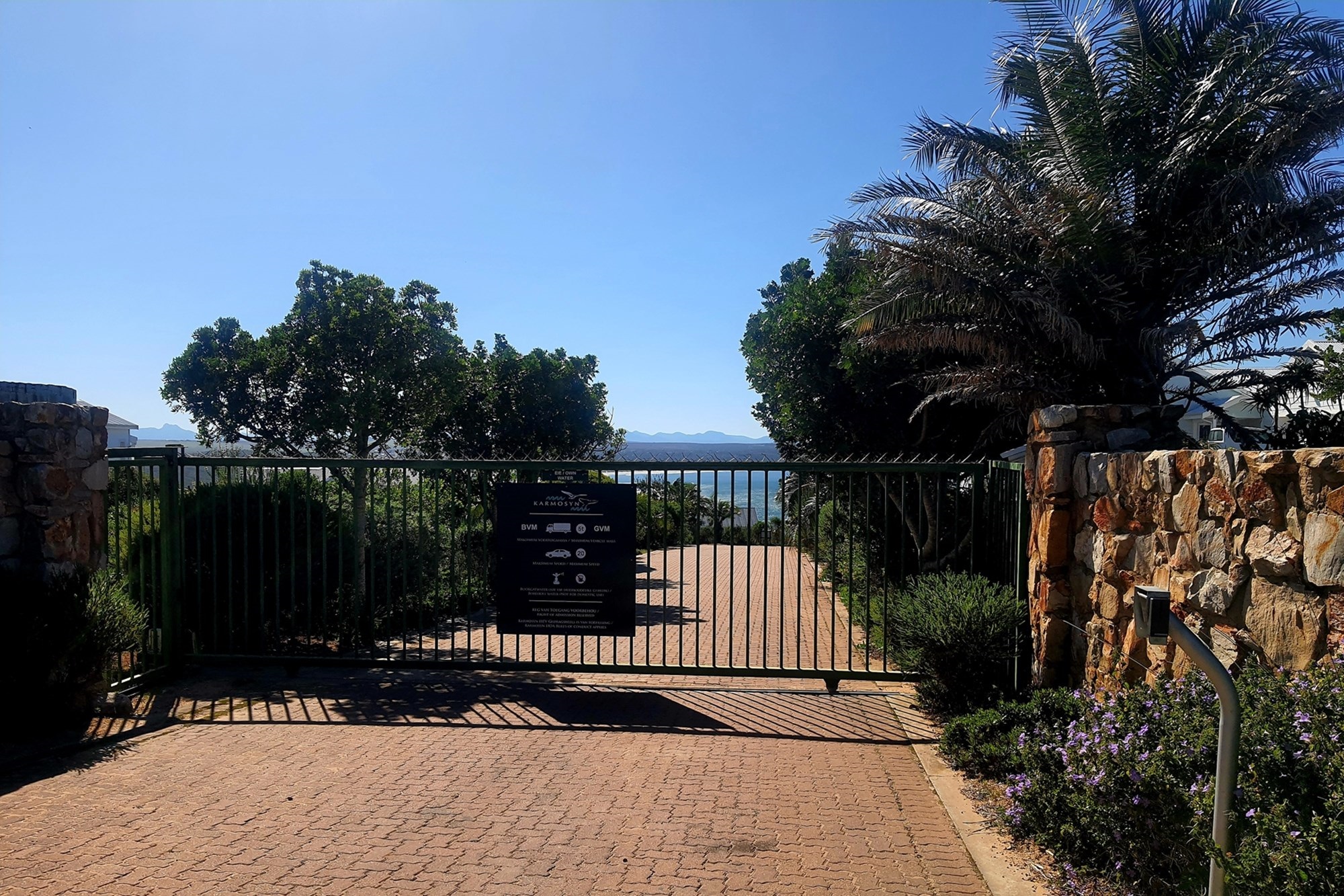1127m² of Prime Elevated Land in an Exclusive Estate