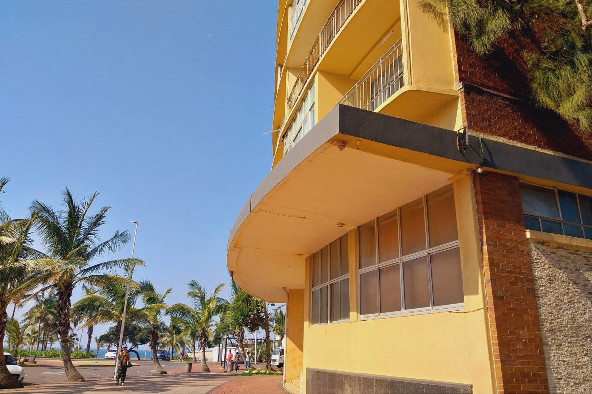 Where Lifestyle Meets Investment ( Fully- furnished Apartment)