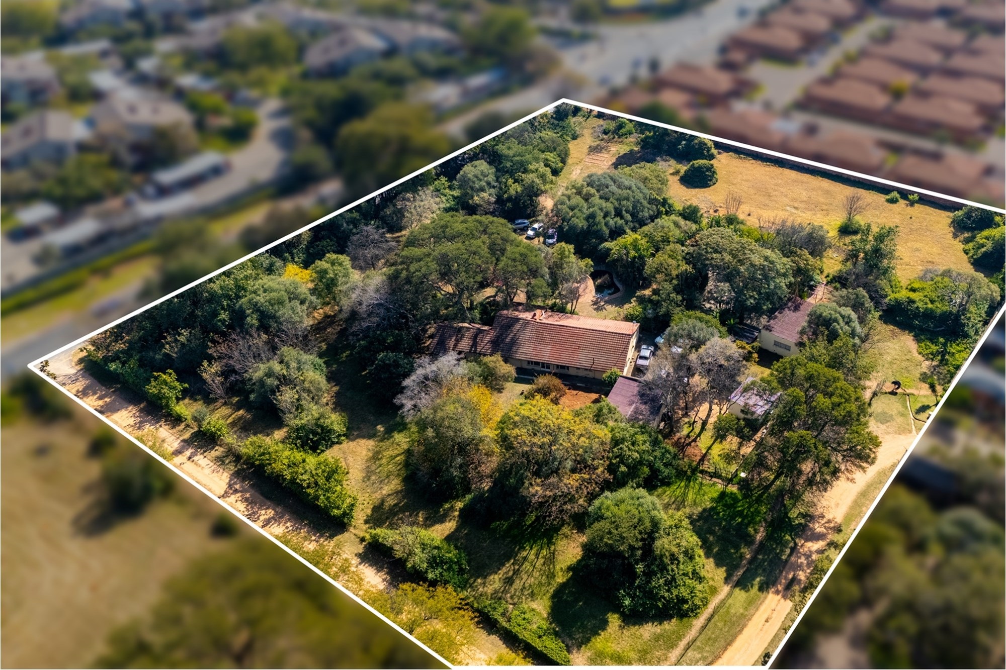 16 Stands for development - Prime location with Res 1 rights