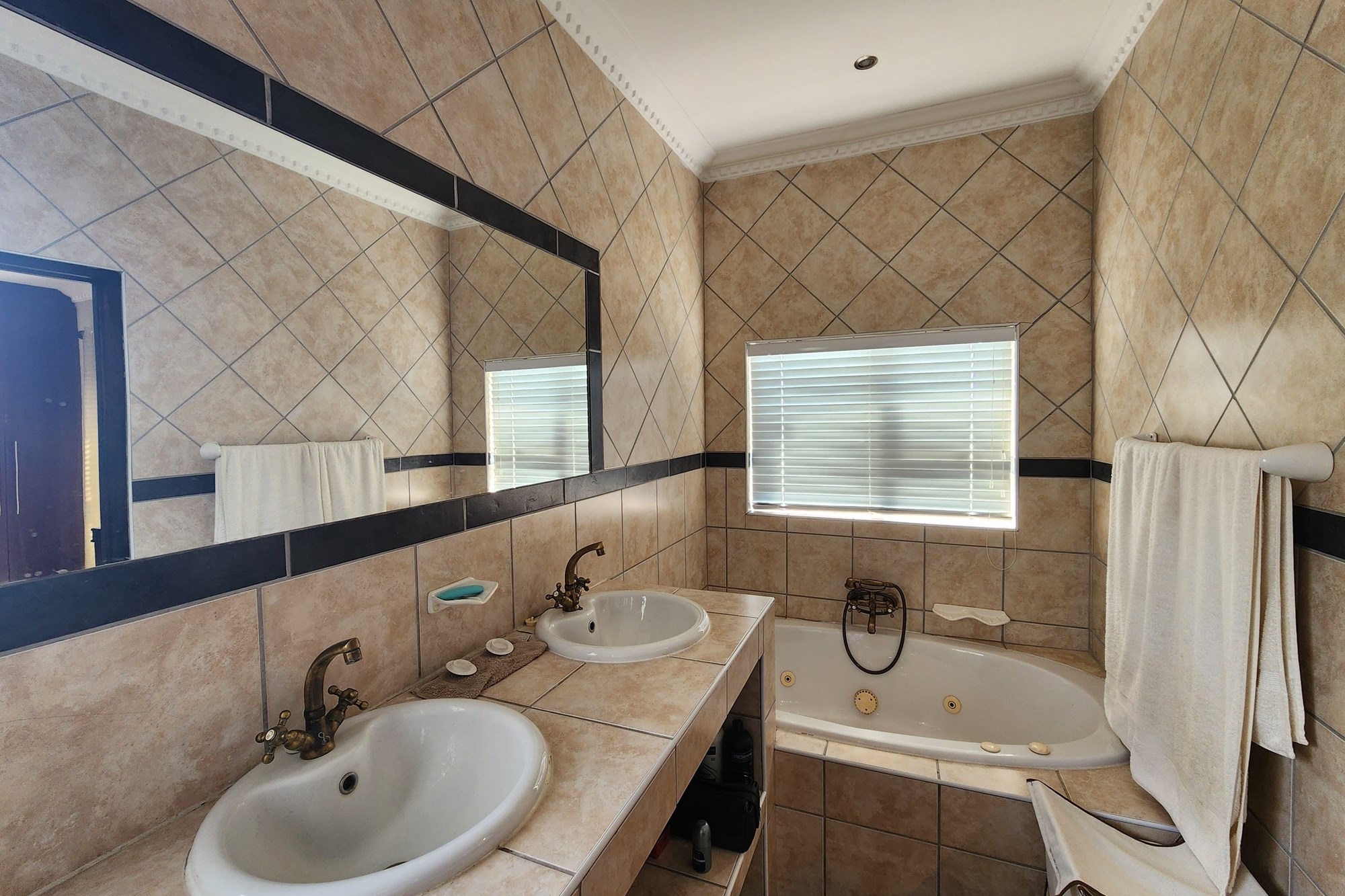 Modern Coastal Elegance - Just Steps from the Ocean