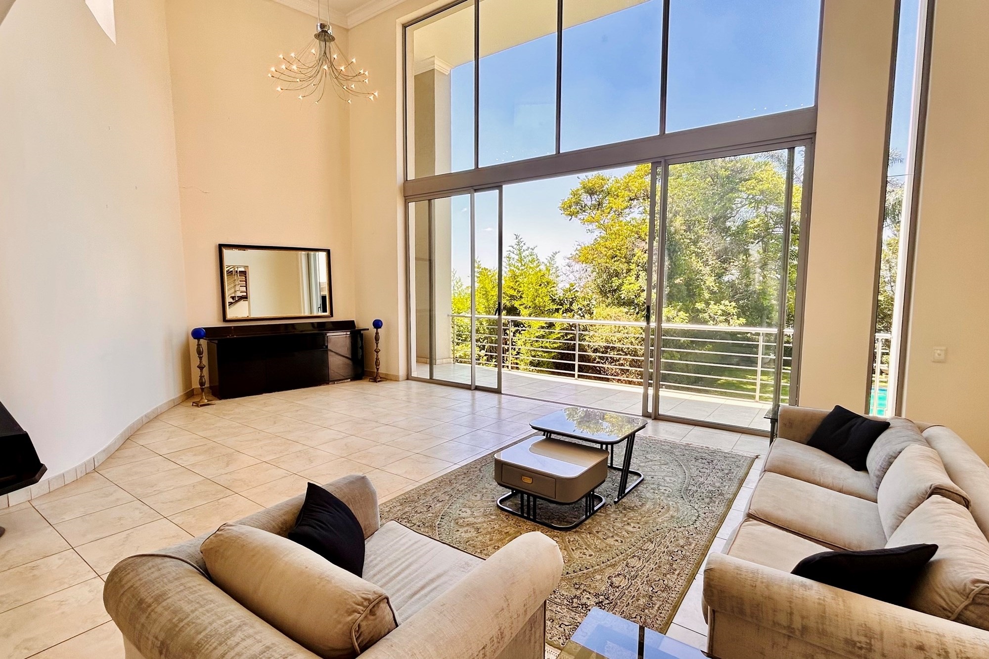 Elegant Mediterranean Villa in Waterkloof Ridge