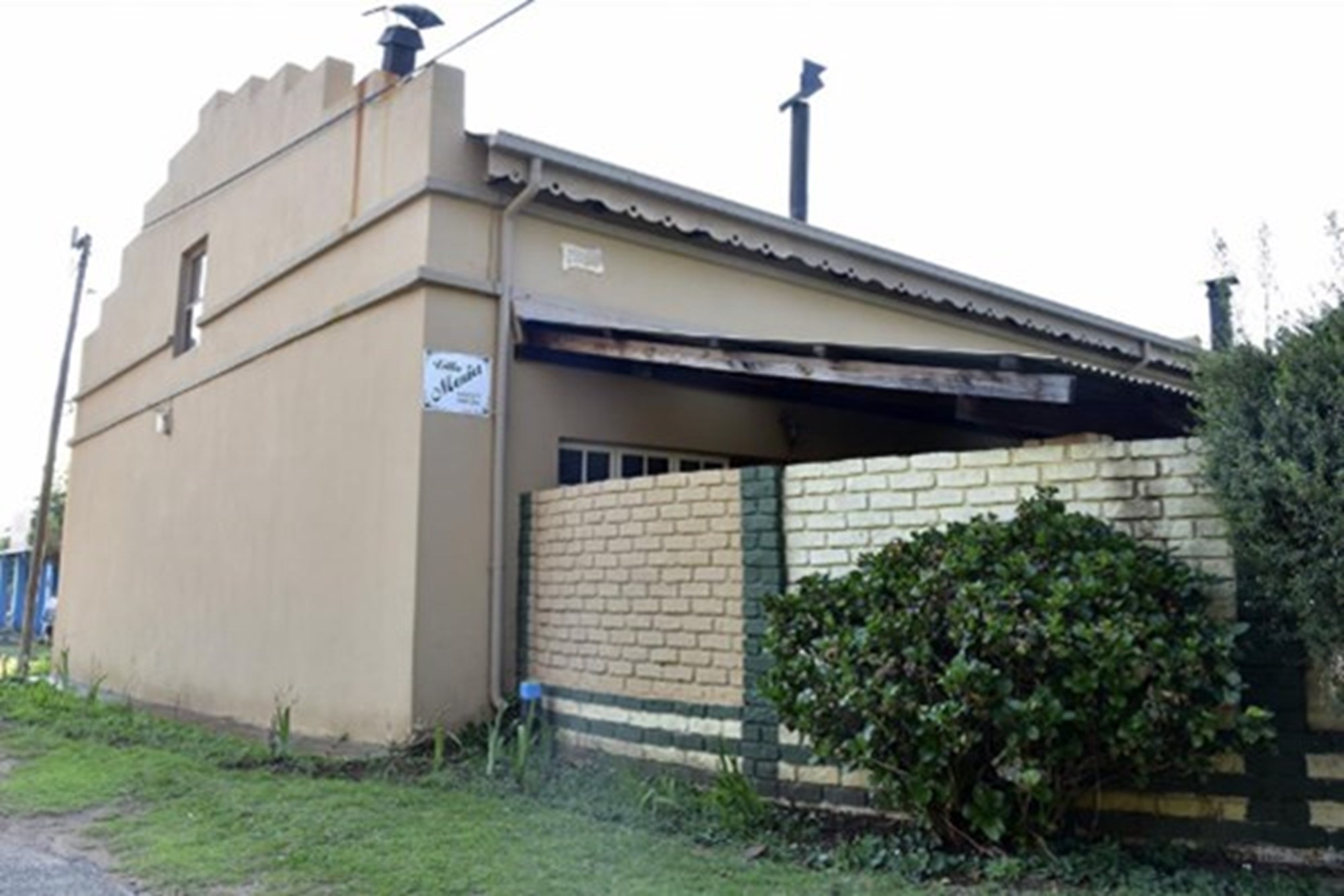 Self catering Guesthouse situated in the heart of Dullstroom