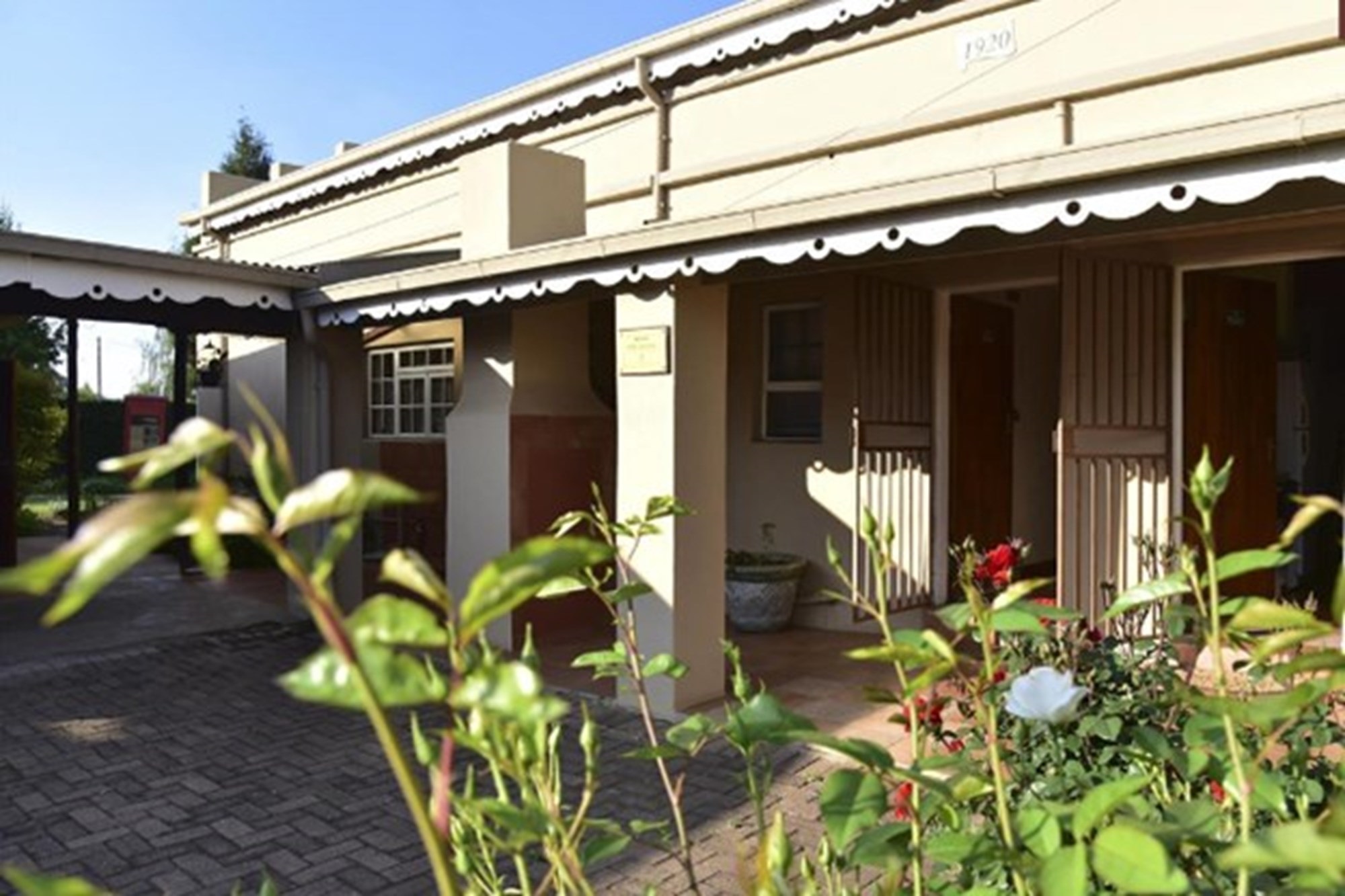 Self catering Guesthouse situated in the heart of Dullstroom