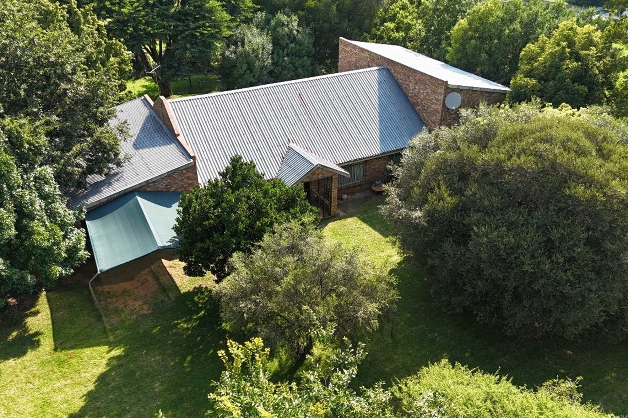 317.48 ha Farm near Bela-Bela with abundant water and spectacular views - OFF GRID
