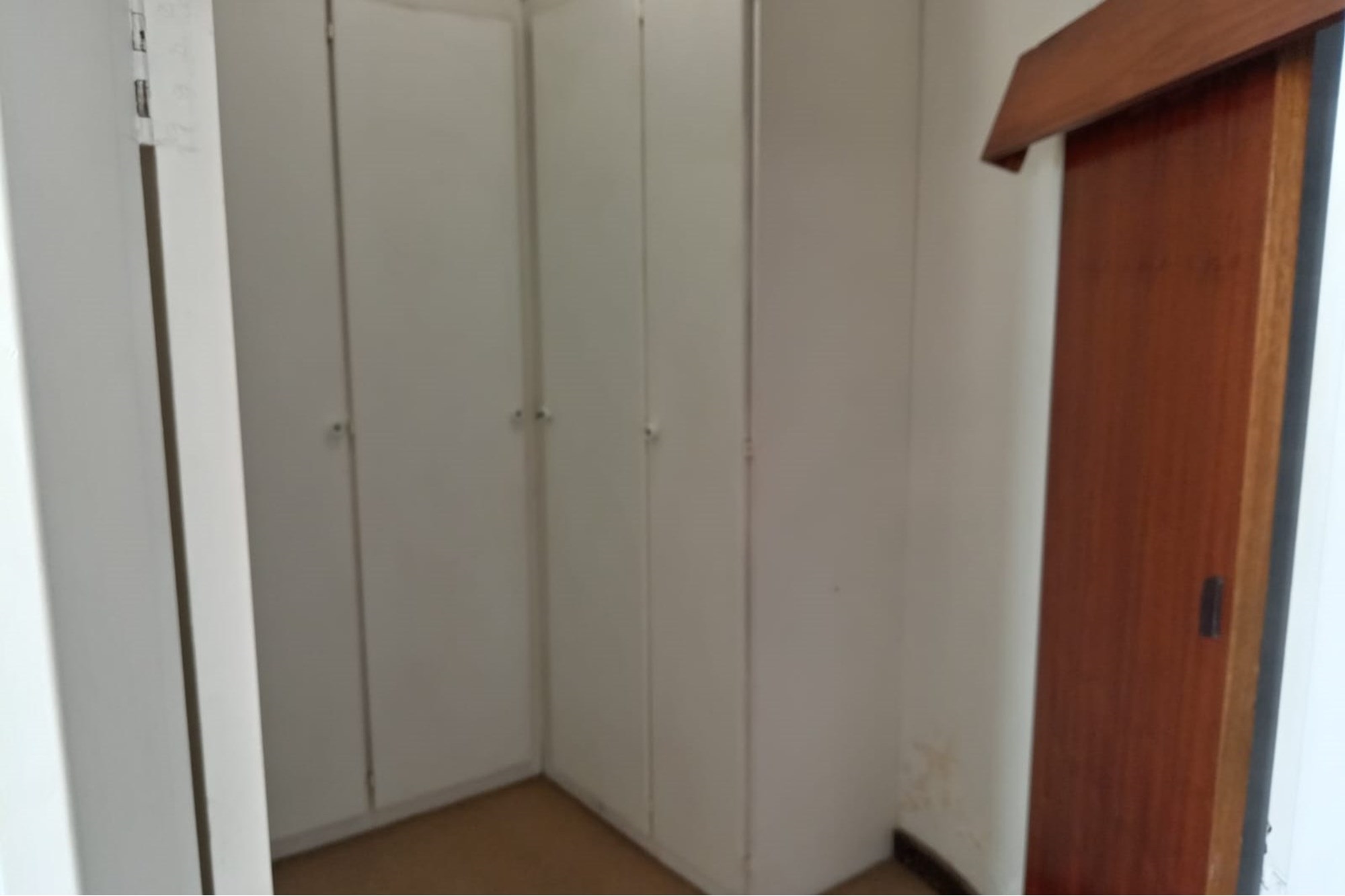 Dream Home in Killarney: Modern 2-Bed Condo