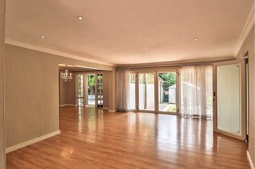 Beautiful Unique Spacious Boutique Hotel Style Home For Sale in Bedfordview