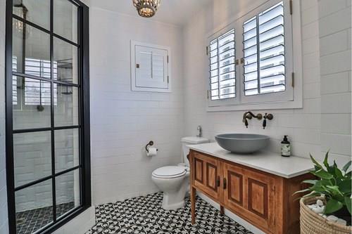 Beautiful Unique Spacious Boutique Hotel Style Home For Sale in Bedfordview