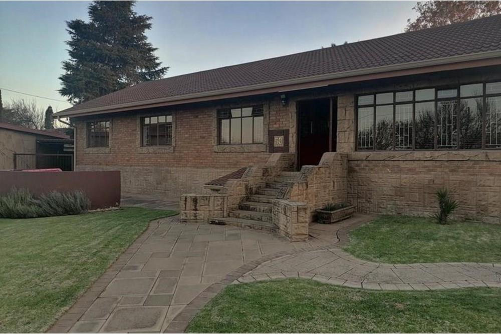 Well Looked After Spacious Family Home!!!