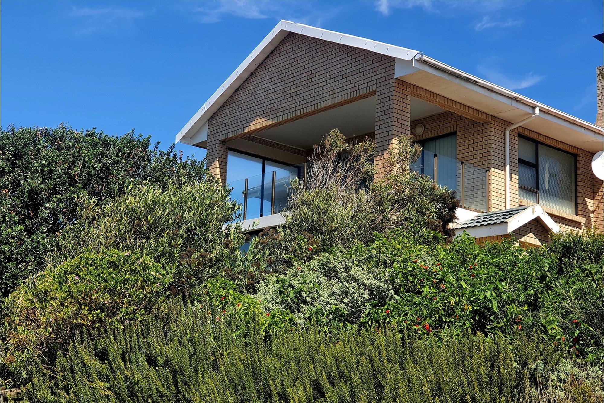 Hidden Coastal Gem Surrounded by Nature