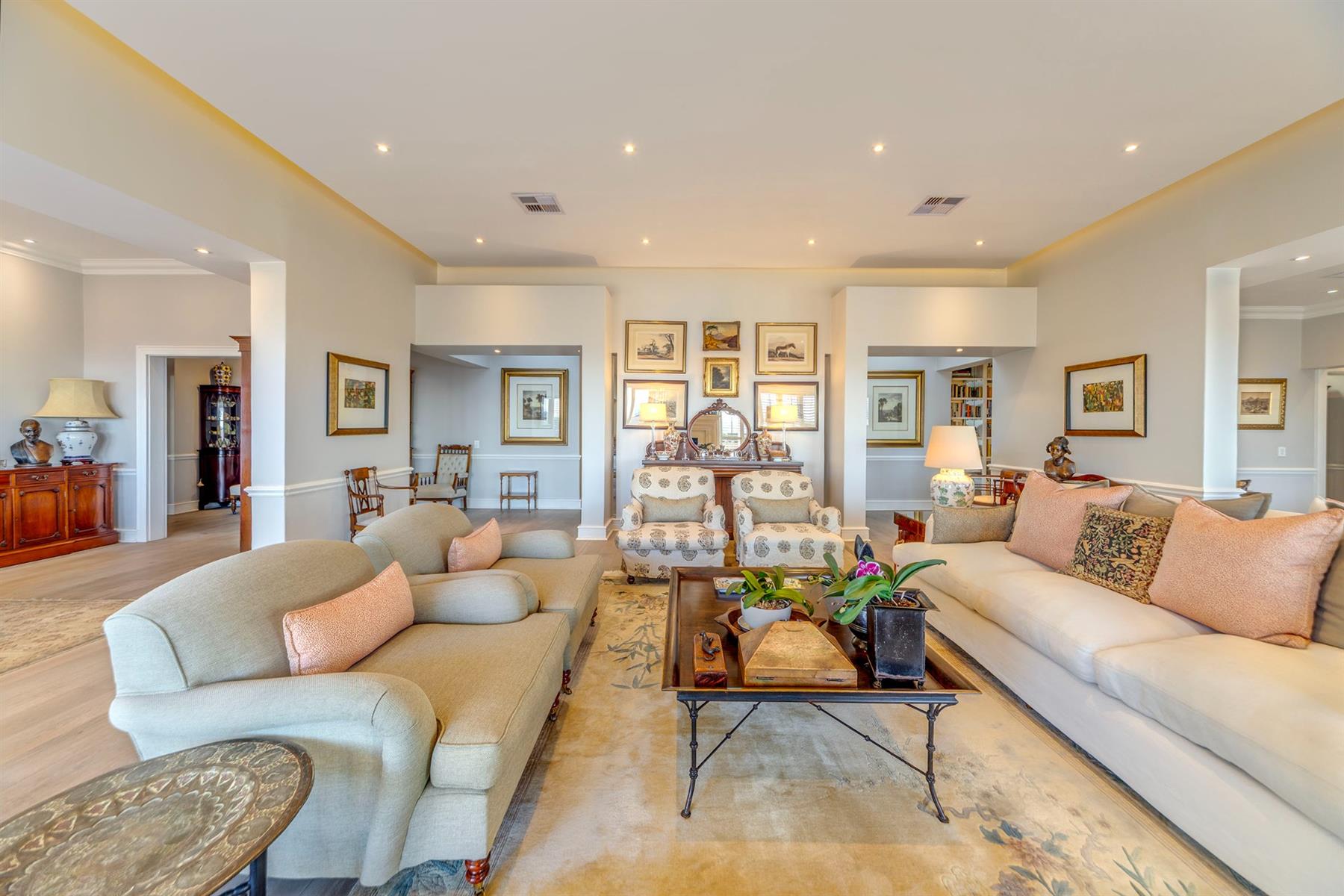 Magnificent penthouse with spectacular views!