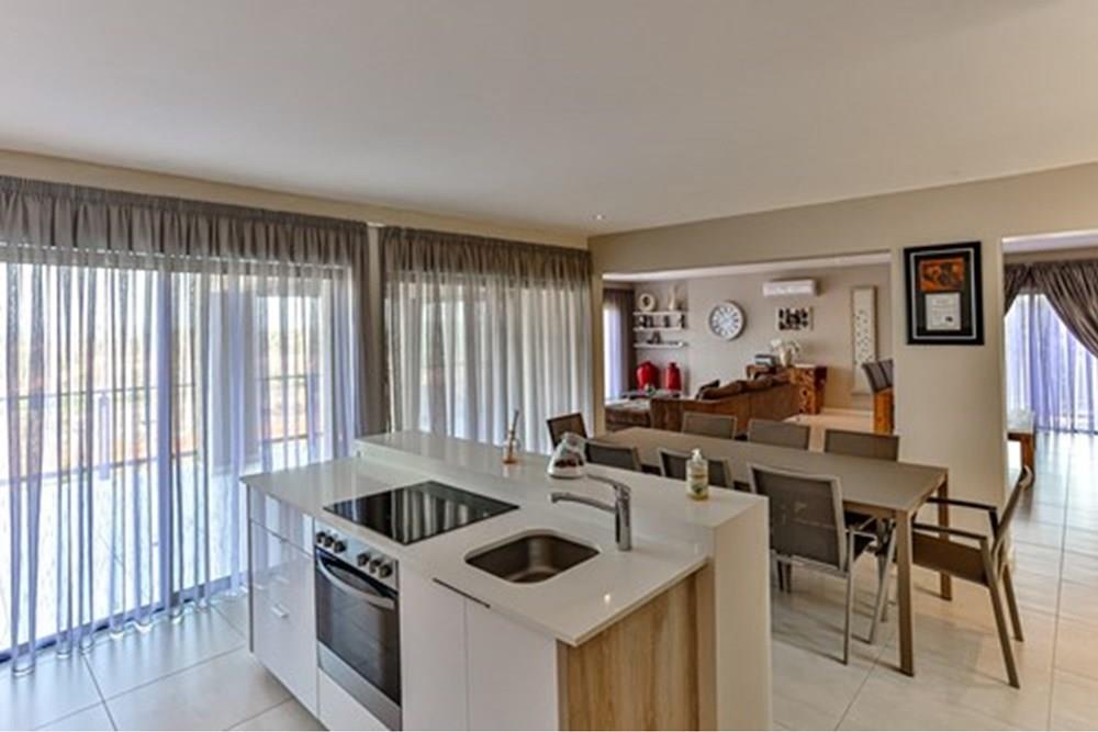 4 bedroom townhouse to rent in Zimbali Estate R40 000