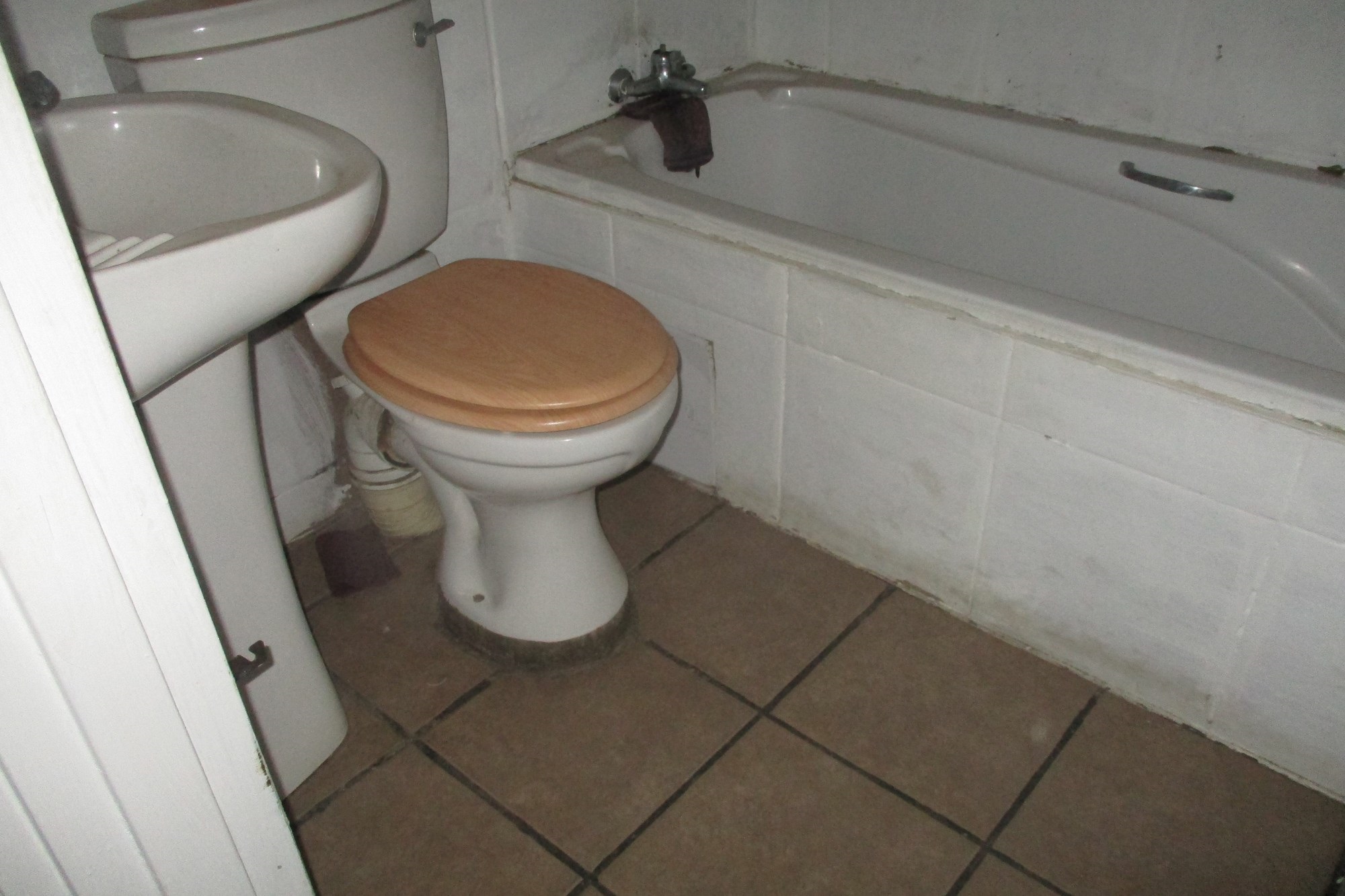 "2-Bed Apartment for sale in Central Kempton Park"