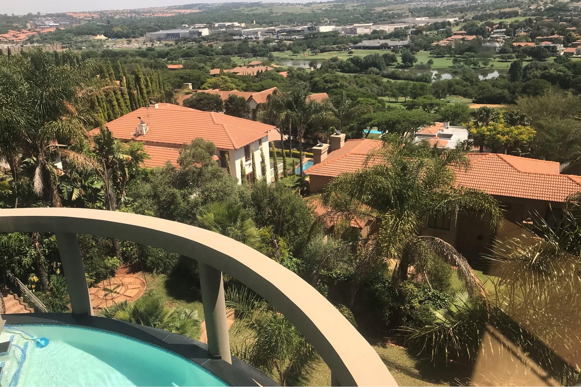 Magnificent 7 Bedroom Mansion, Woodhill Golf Estate Price Reduced