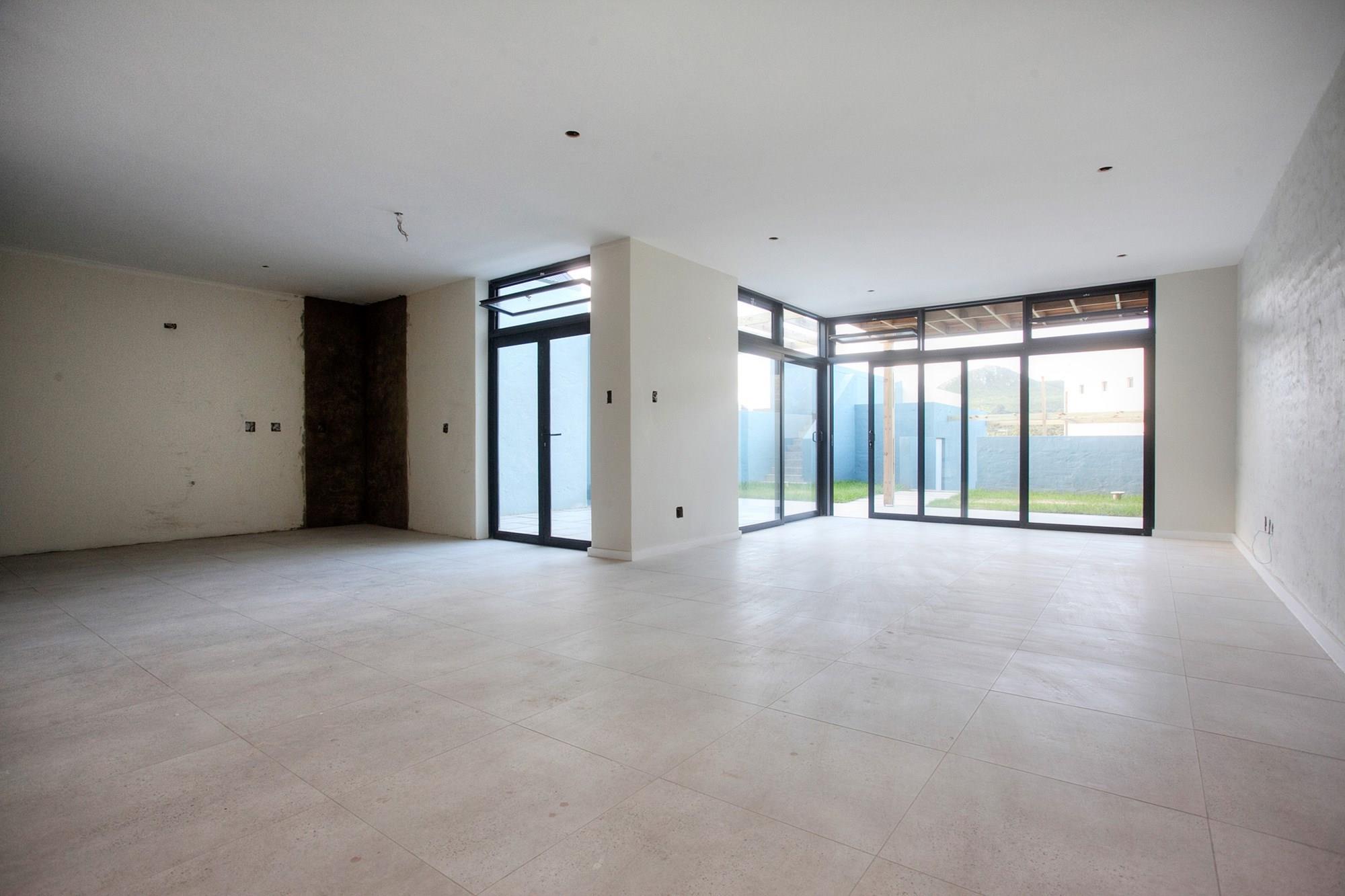 Priced to Sell: 3-Bedroom Home with Endless Potential