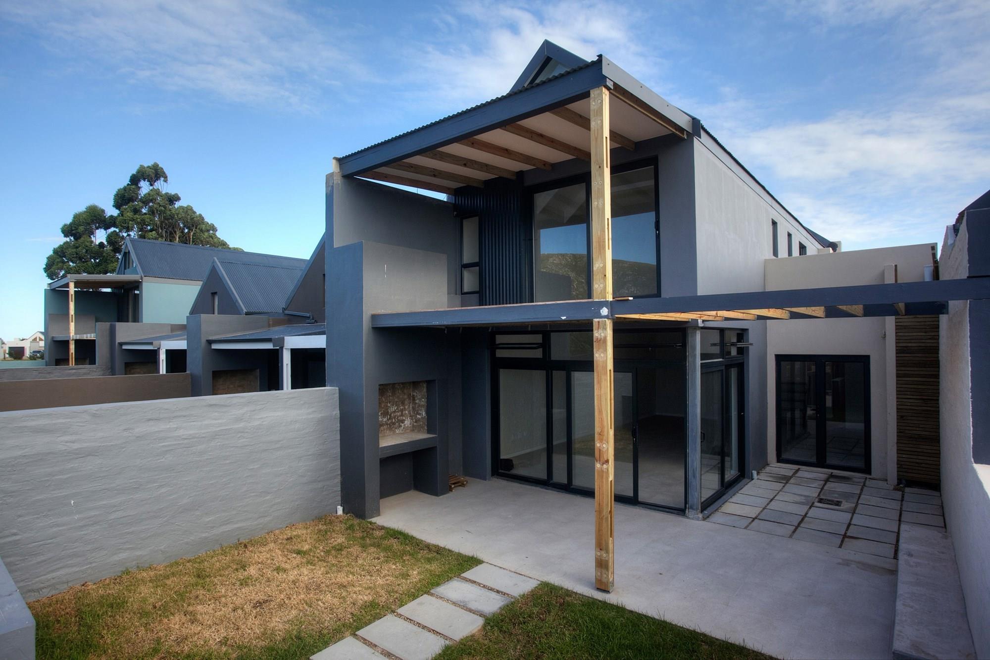 Priced to Sell: 3-Bedroom Home with Endless Potential