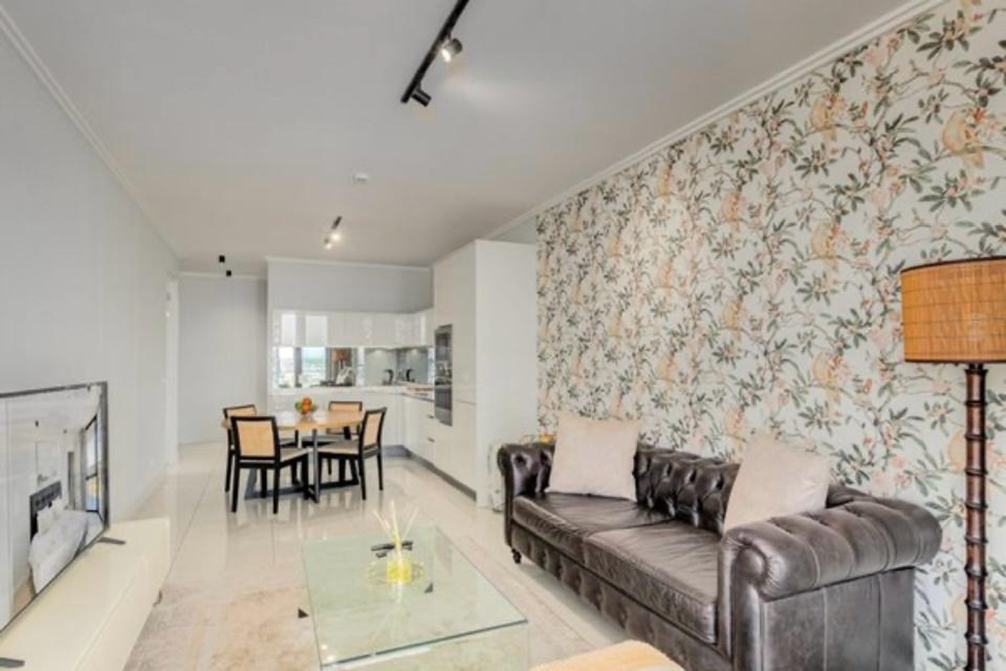 Apartment for rent in Waterfall, Midrand, 97 m²