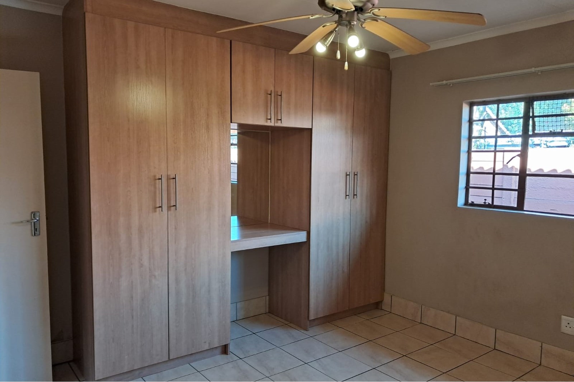 Charming 3-Bedroom Garden Flat for Rent - R8,250 | Doornpoort
