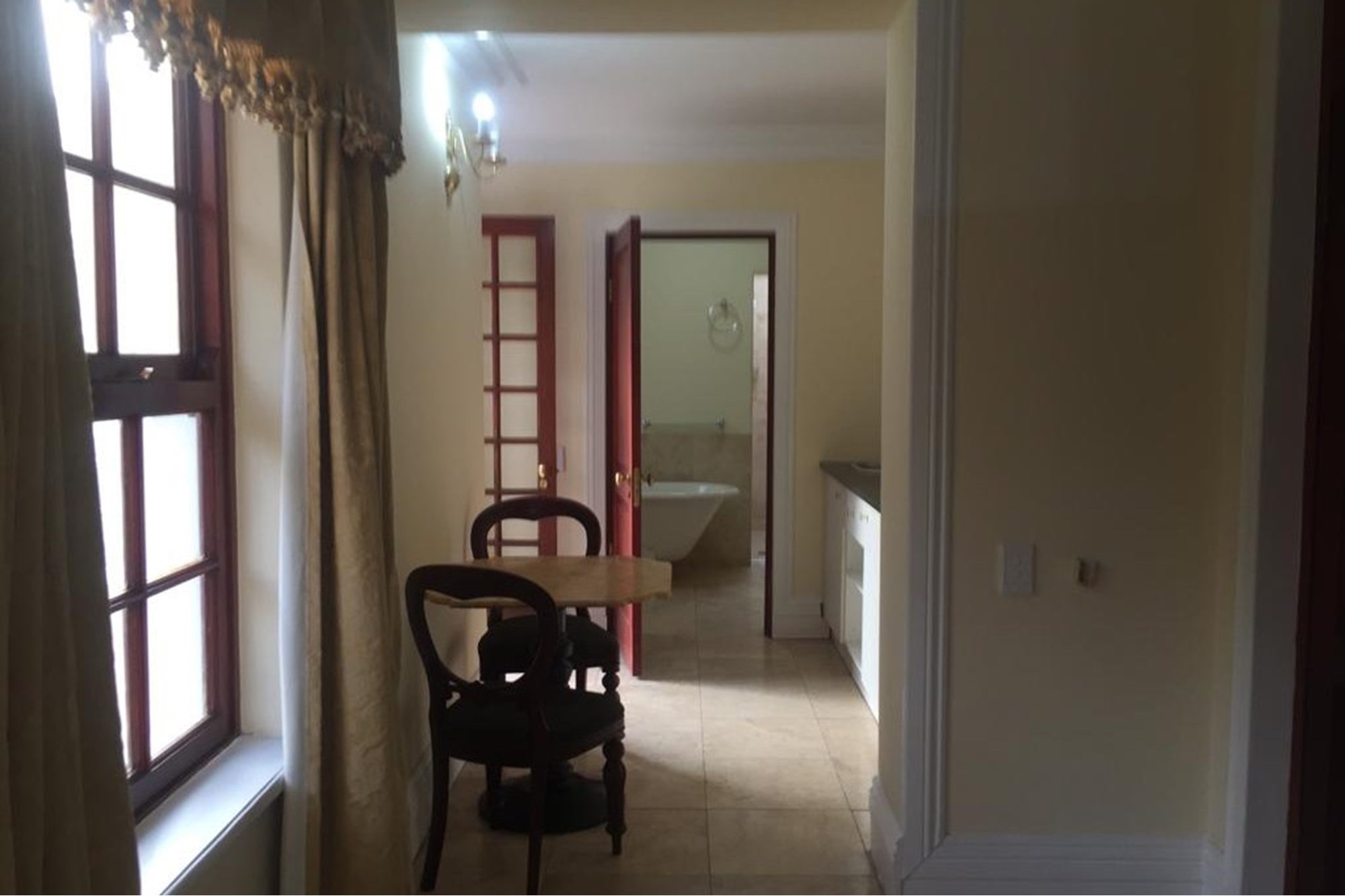 Cricklewood Luxury Apartments, Waterkloof
