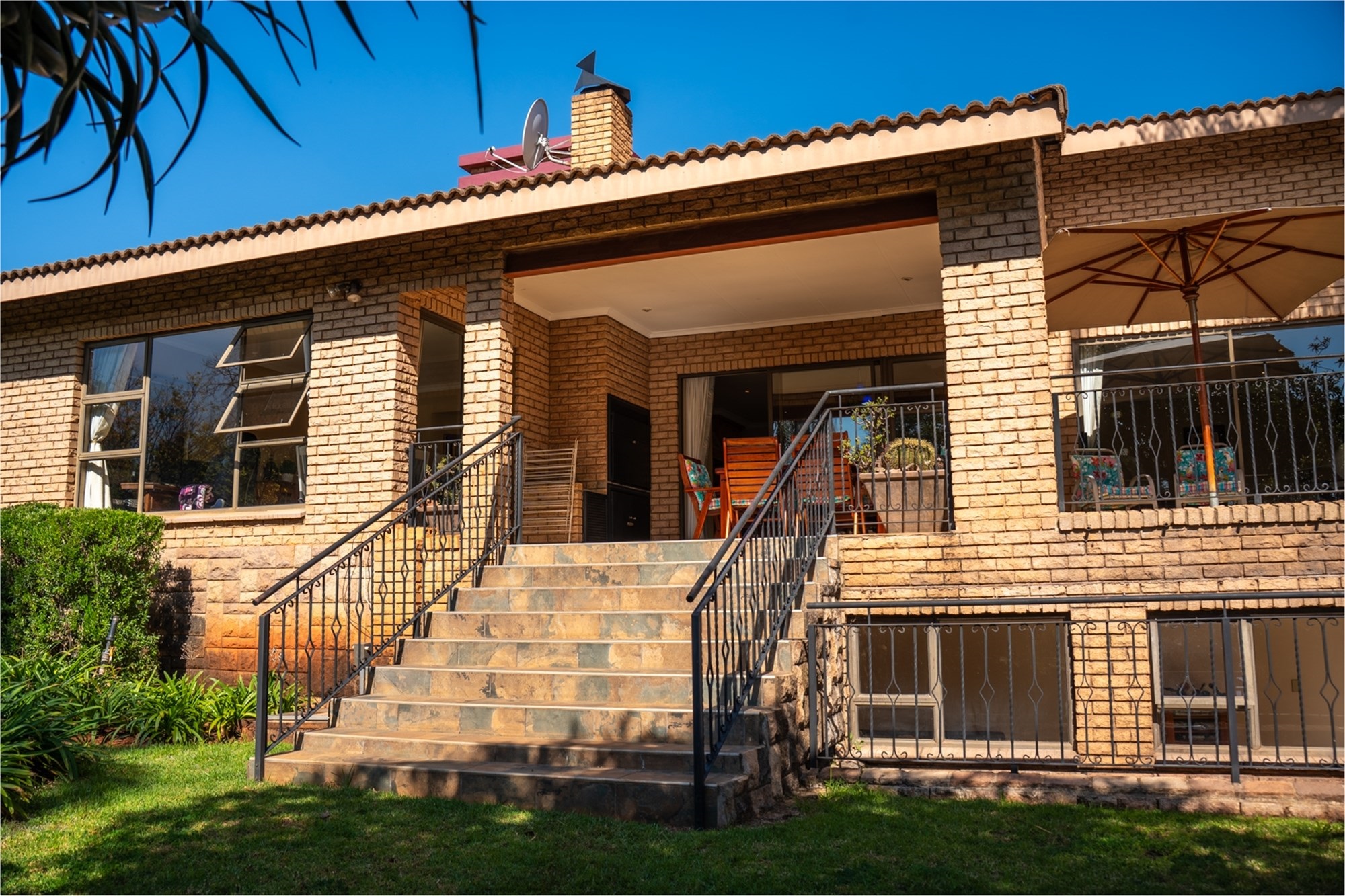 Charming Family Home in Mooikloof Equestrian Estate