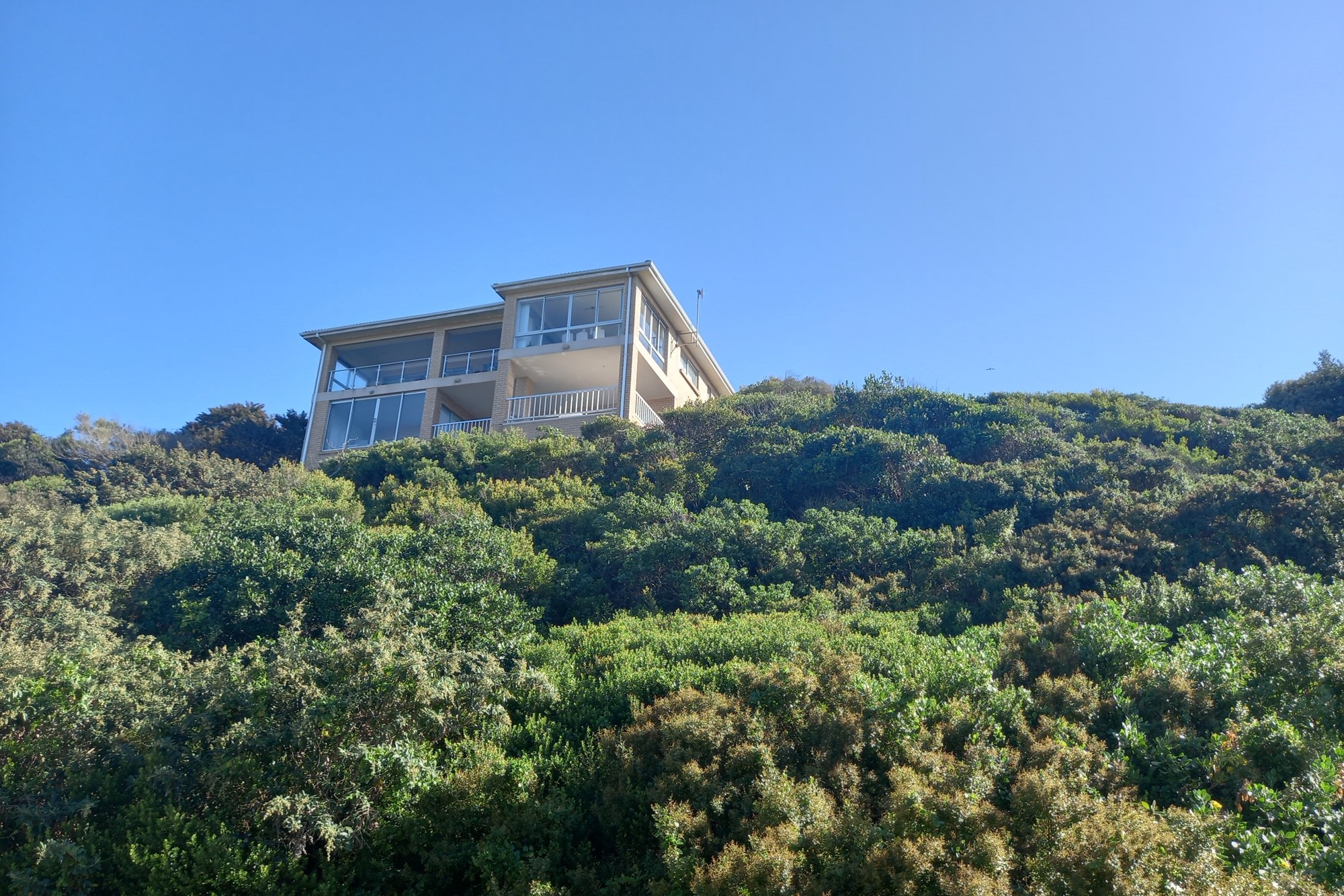 Exclusive Prestigious Elevated Ocean View Stand | 1,151m² | Paradise Beach