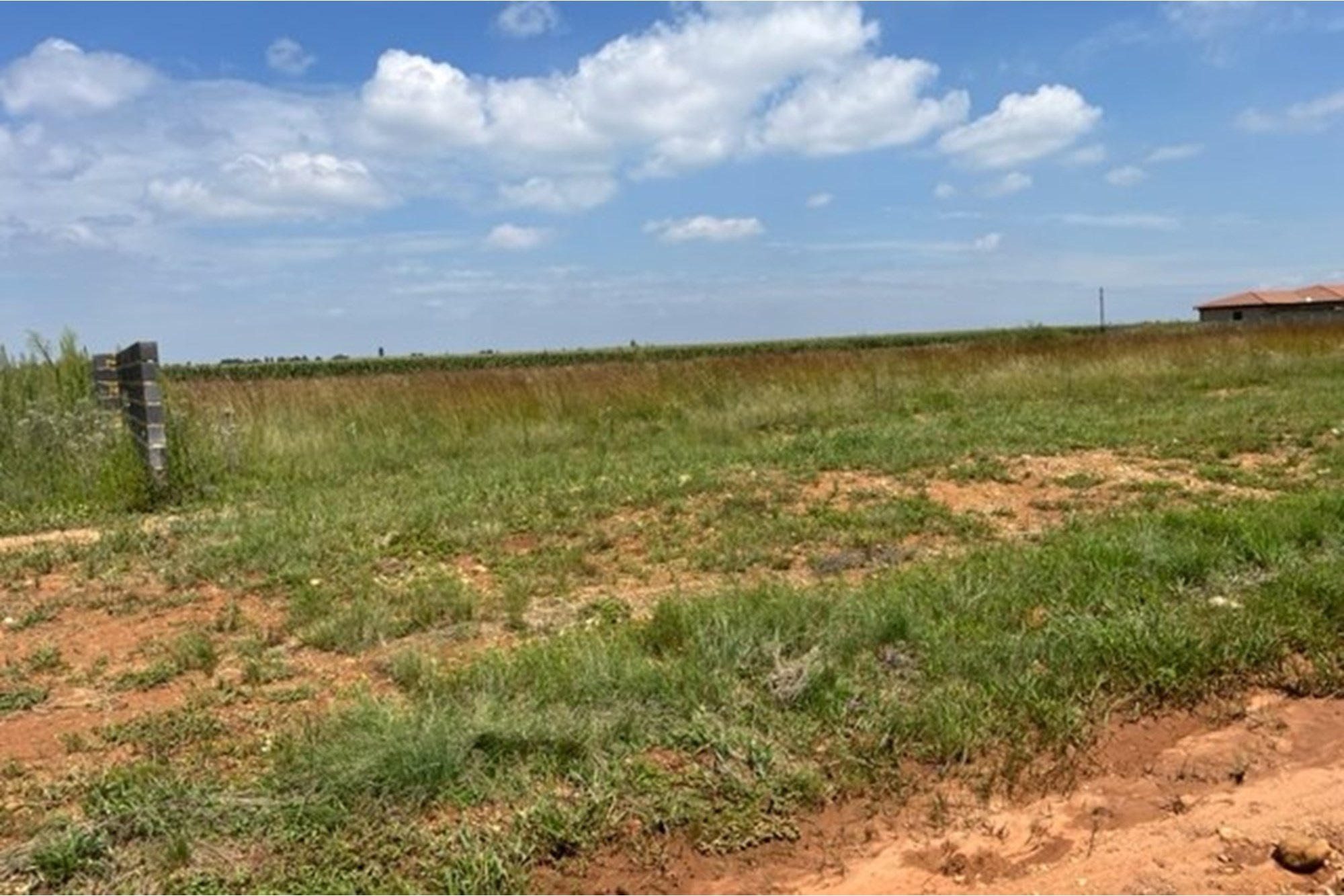 Residential vacant stand