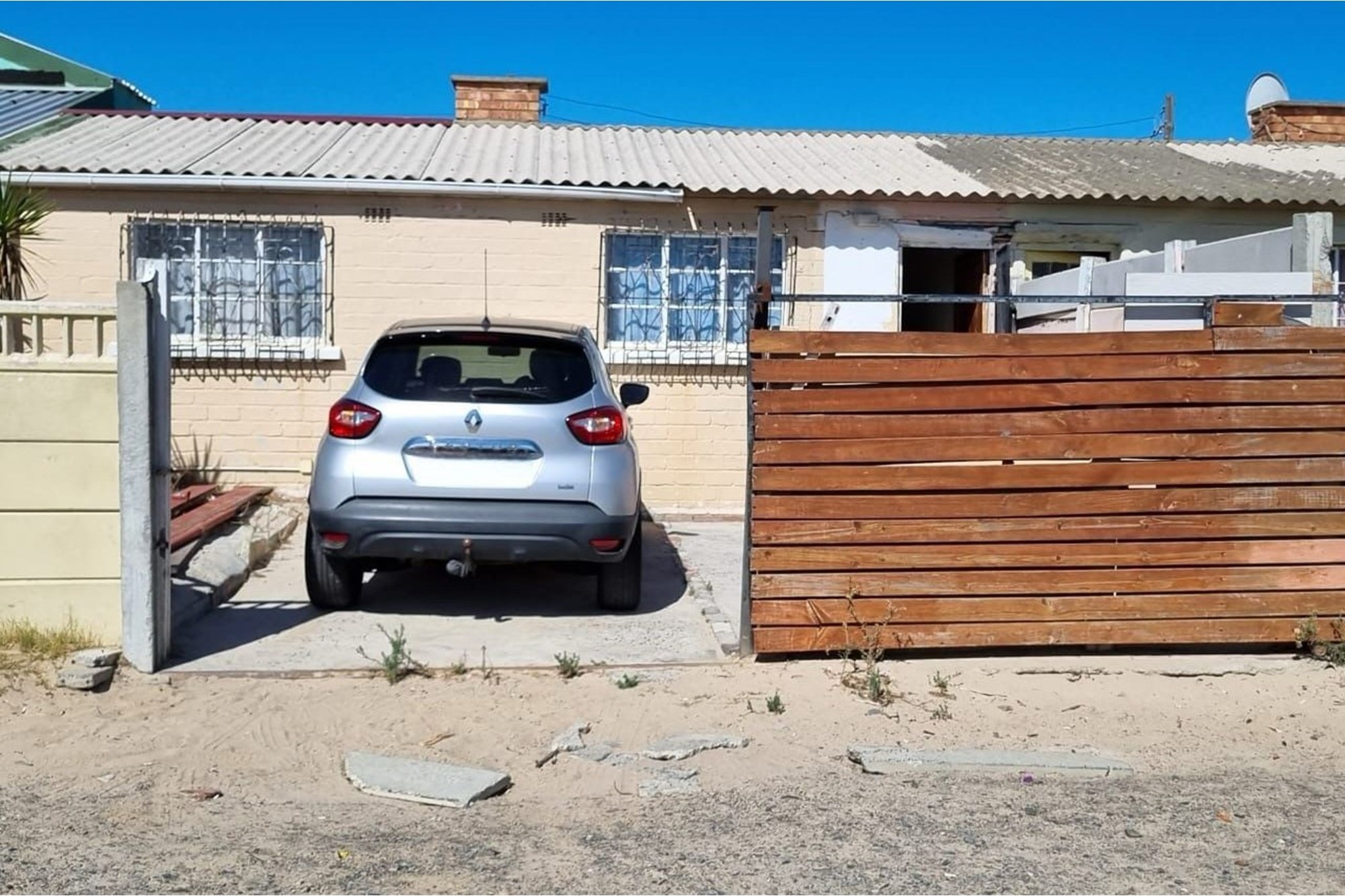 One-Bedroom House SOLD with Flatlet in Steenberg, Cape Town