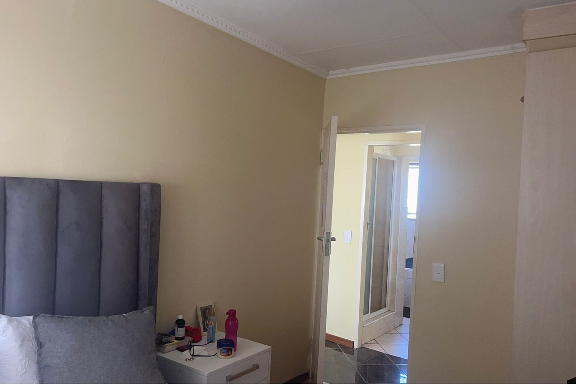 Charming 2-Bedroom Apartment in Halfway Gardens, Midrand
