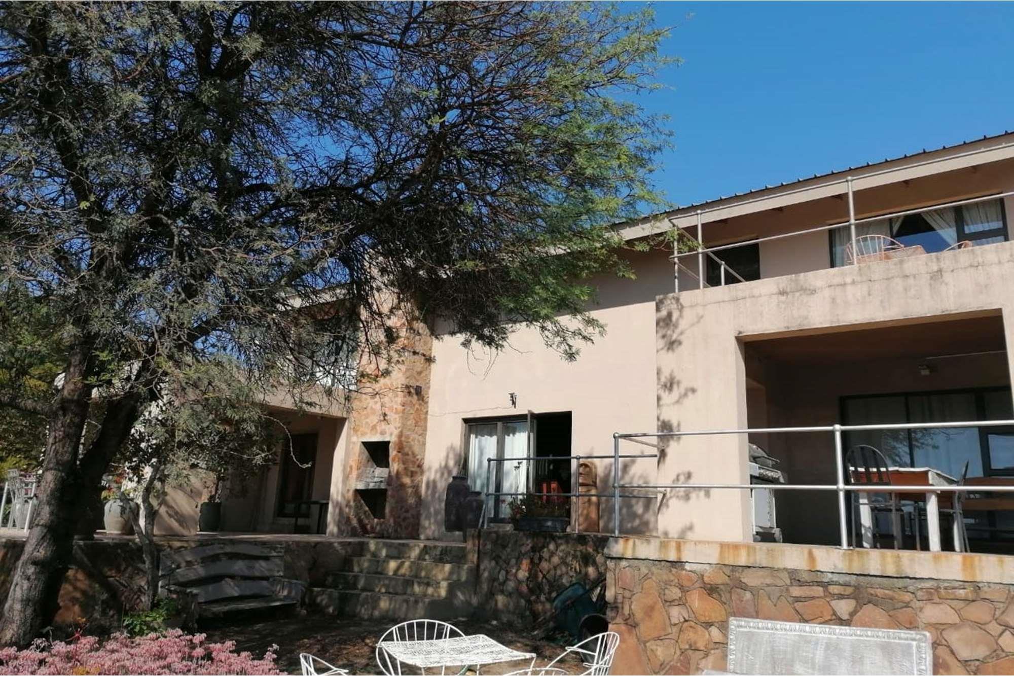 SPECTACULAR HOME FOR SALE - UTOPIA NATURE ESTATE