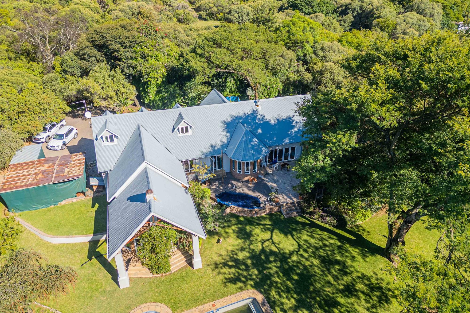 Four Hectre Small Holding With Gorgeous Modern Farm House