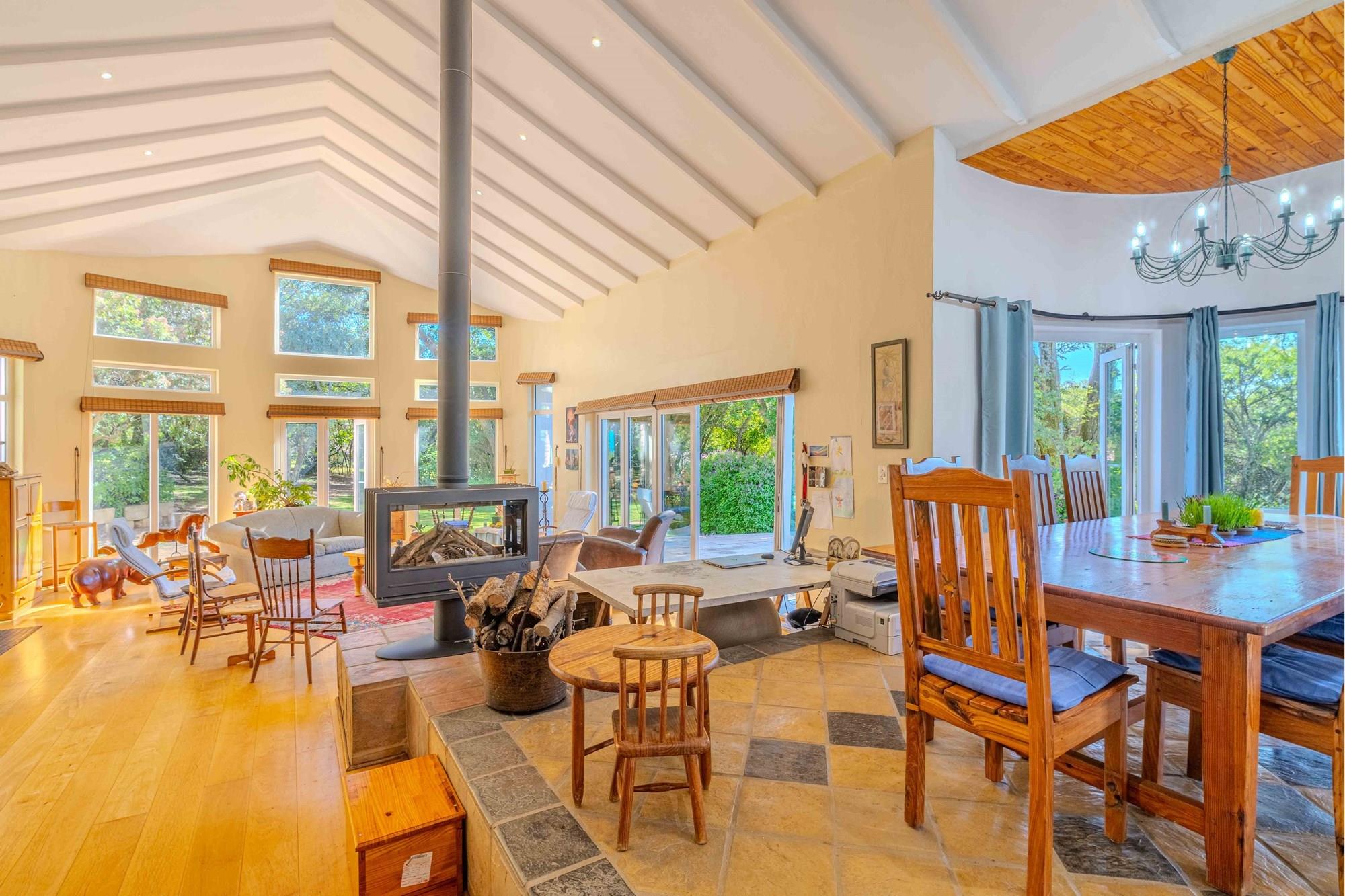 Four Hectre Small Holding With Gorgeous Modern Farm House