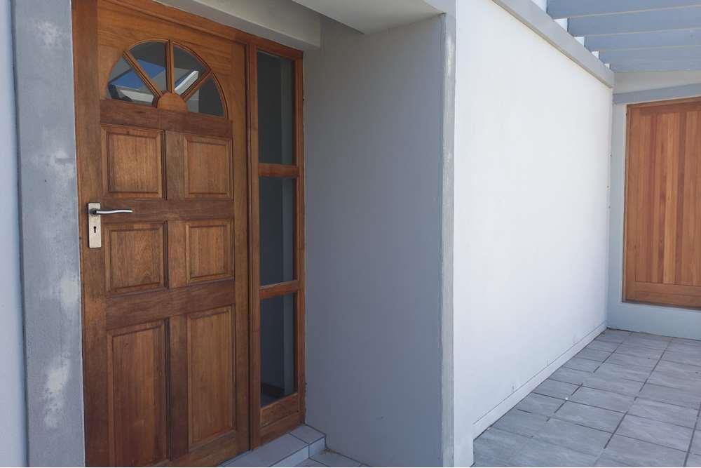 FOUR BEDROOM HOUSE IN STILL BAY WEST