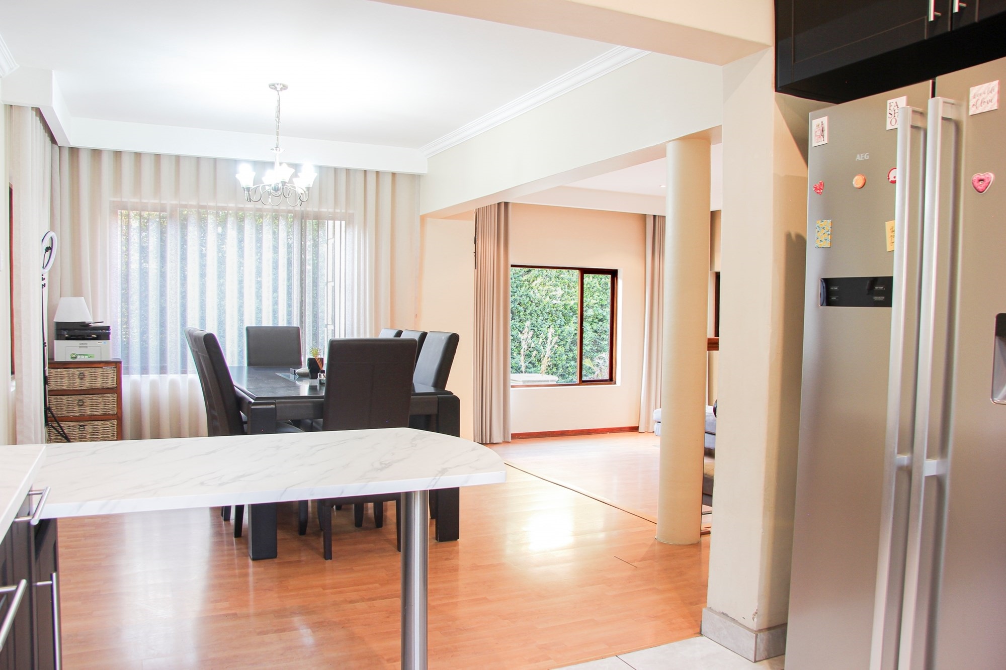 Beautiful 3Bed family home w/ Staff Accommodation, Prime location in Broadacres/Dainfern