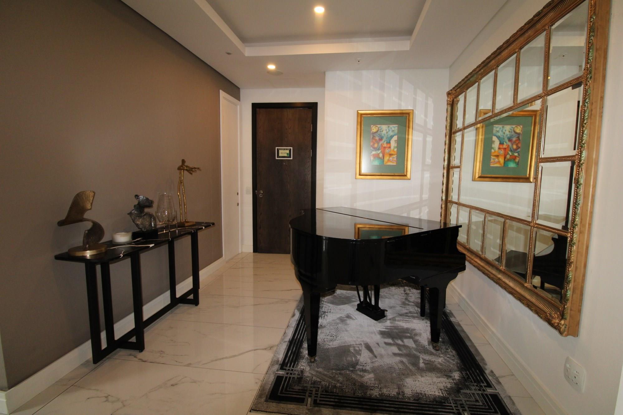 Modern, luxurious, trendy global flair