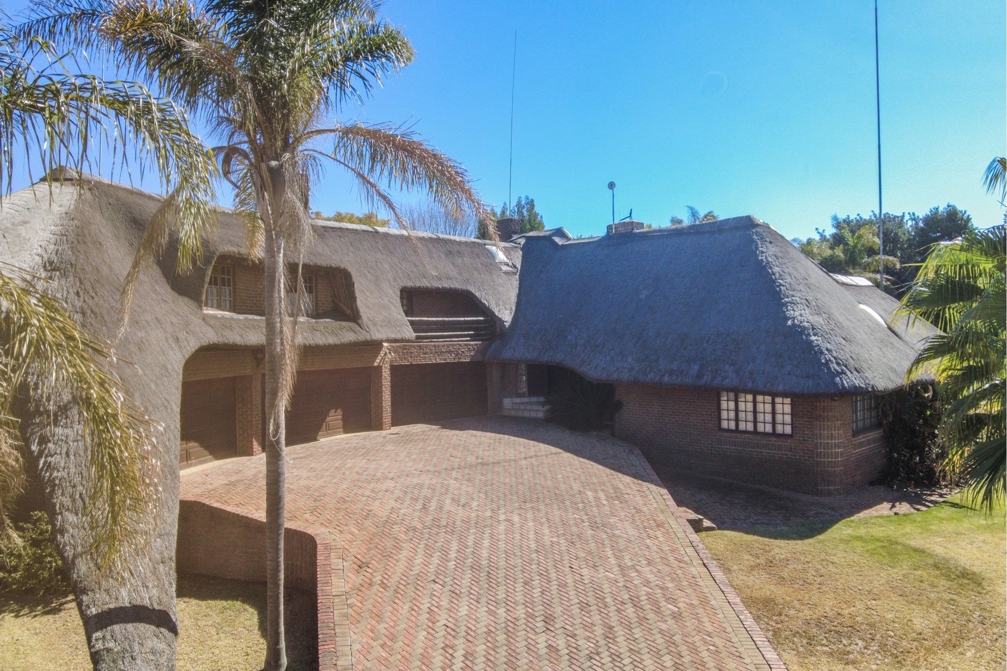 "Luxury Oasis in Doringkruin: Price Reduced!"