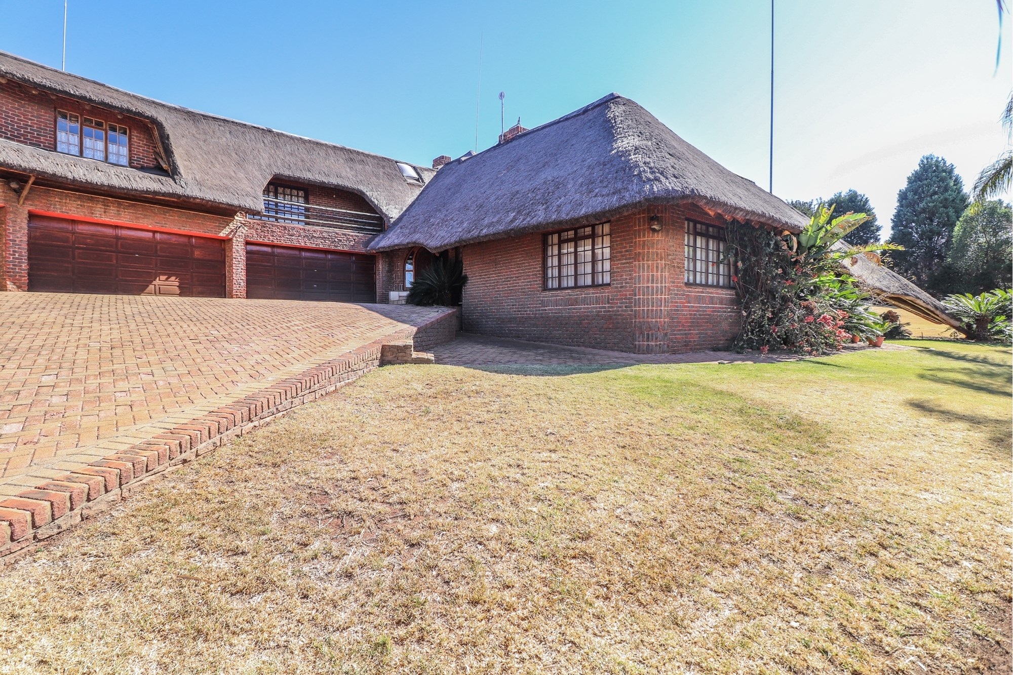 "Luxury Oasis in Doringkruin: Price Reduced!"